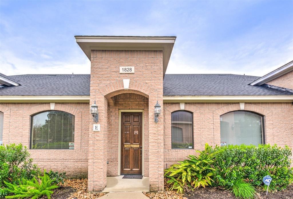 1828 Snake River Road De Property Photo 3