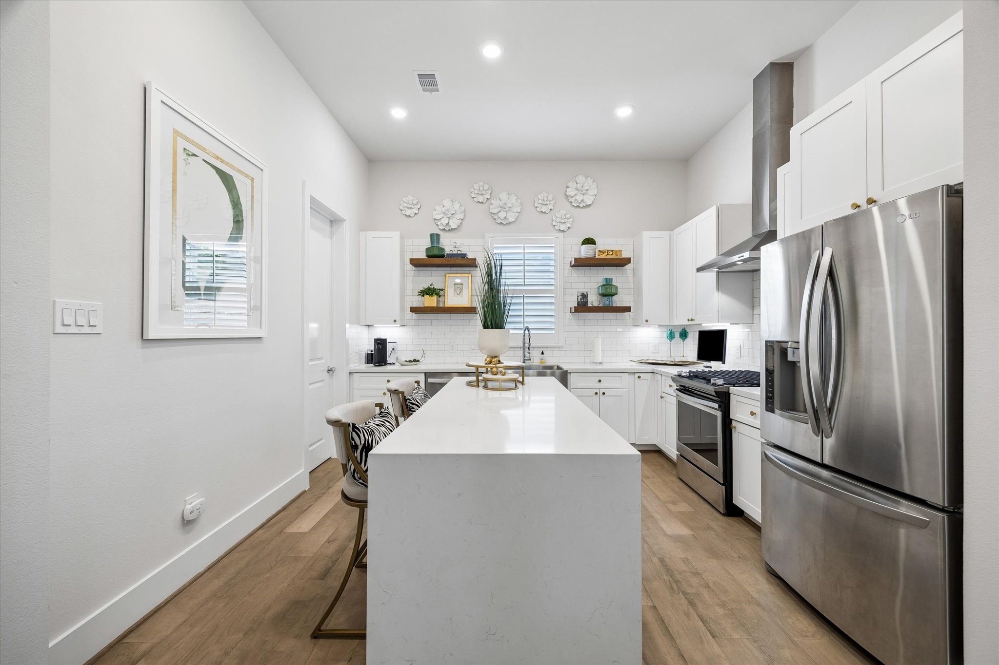 1226 W 21st Street Property Photo 17