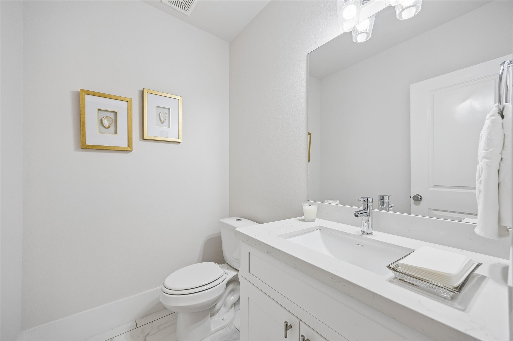 1226 W 21st Street Property Photo 21