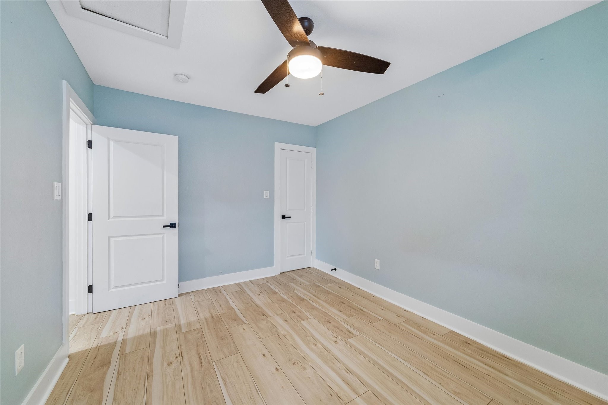7001 1/2 Avenue P Property Photo 4