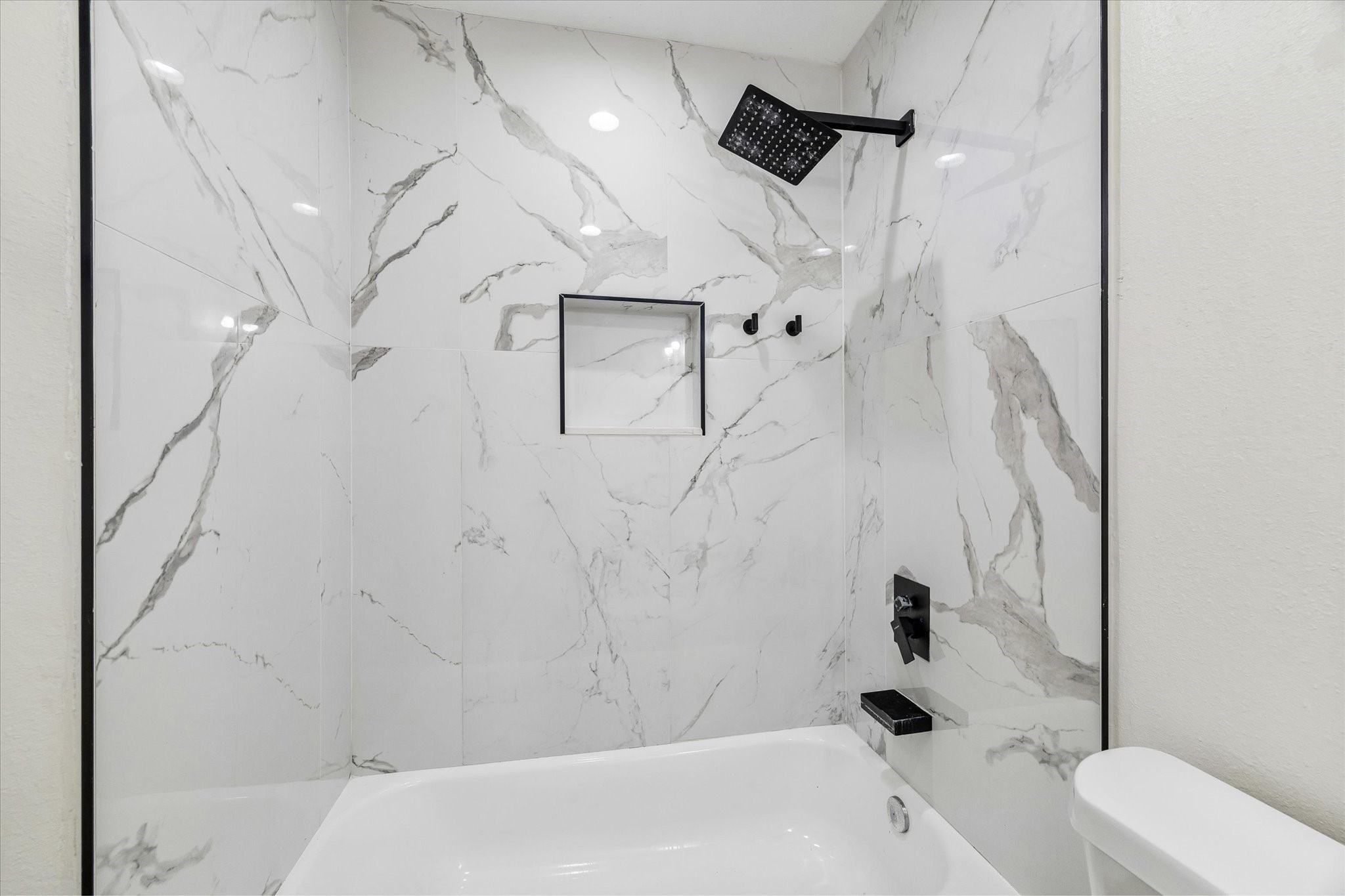 7001 1/2 Avenue P Property Photo 6