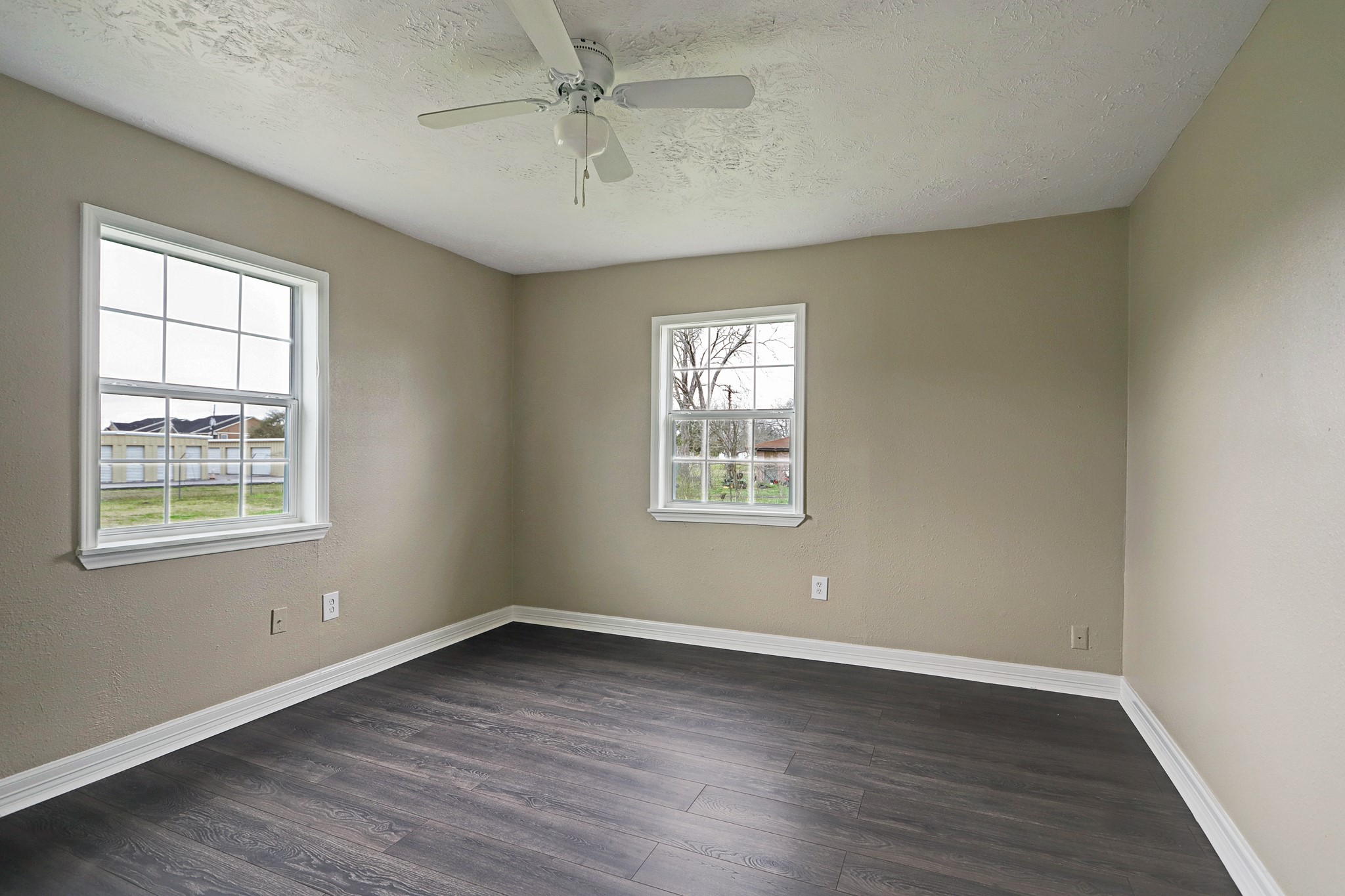1210 Glendale Street Property Photo 14