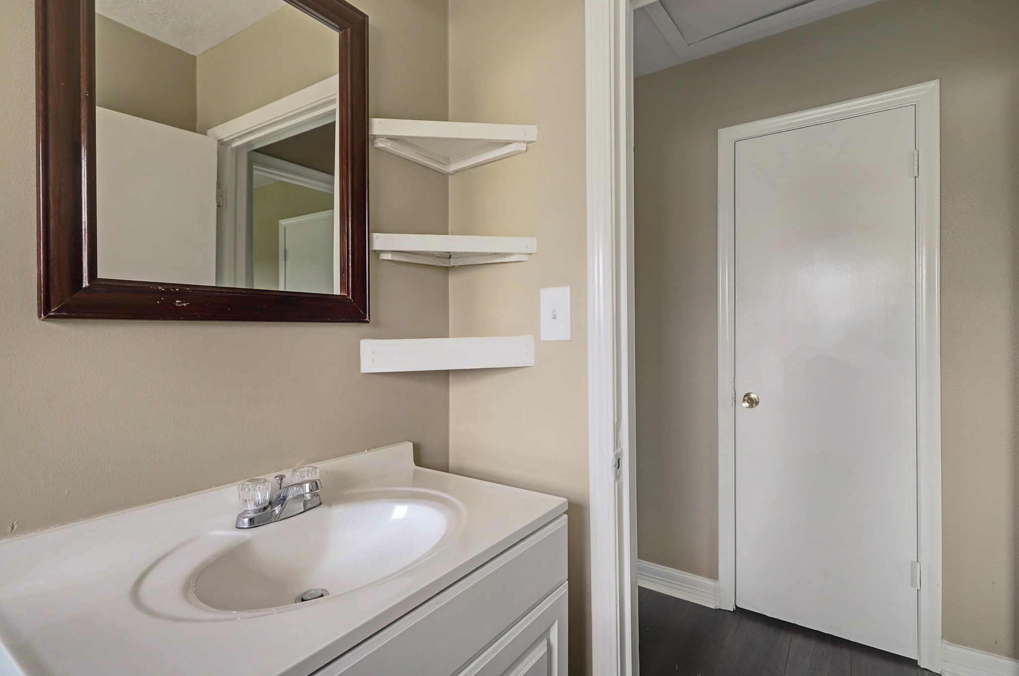 1210 Glendale Street Property Photo 15