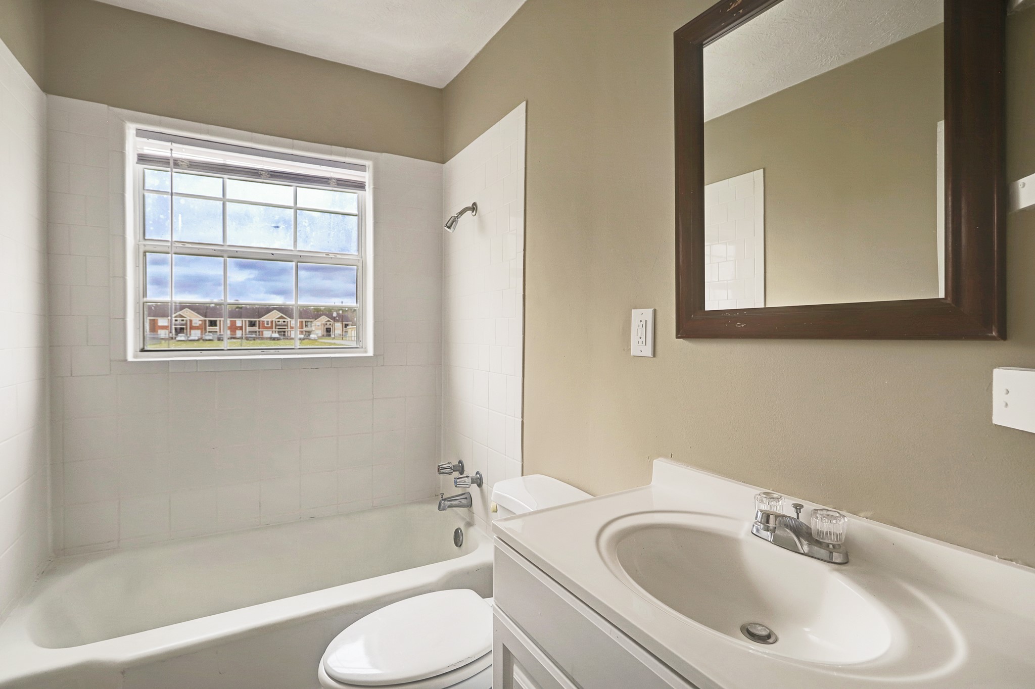1210 Glendale Street Property Photo 16