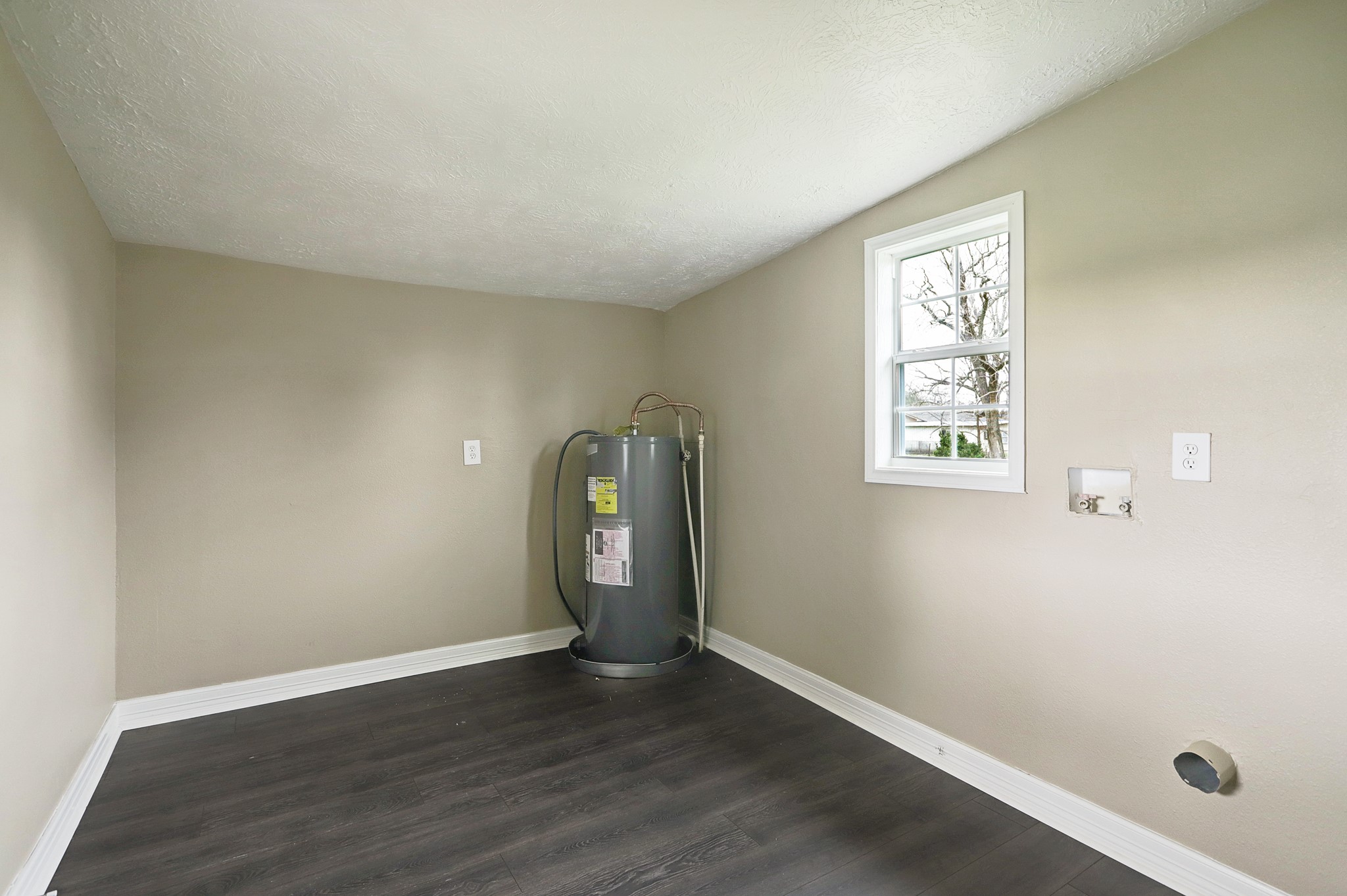 1210 Glendale Street Property Photo 21