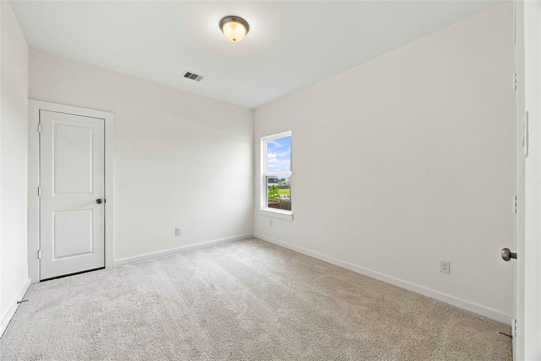 2727 Ametrine Drive Property Photo 31