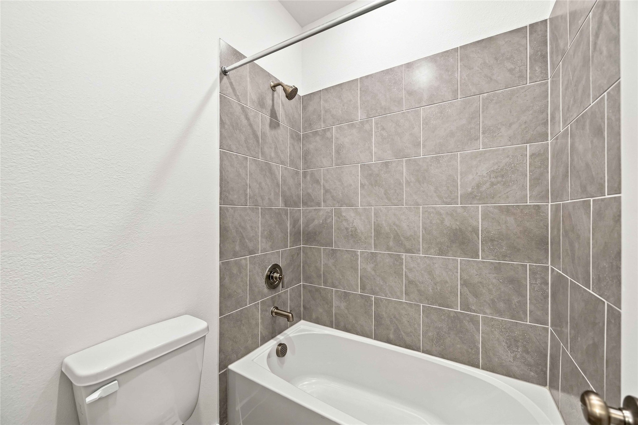 2727 Ametrine Drive Property Photo 37