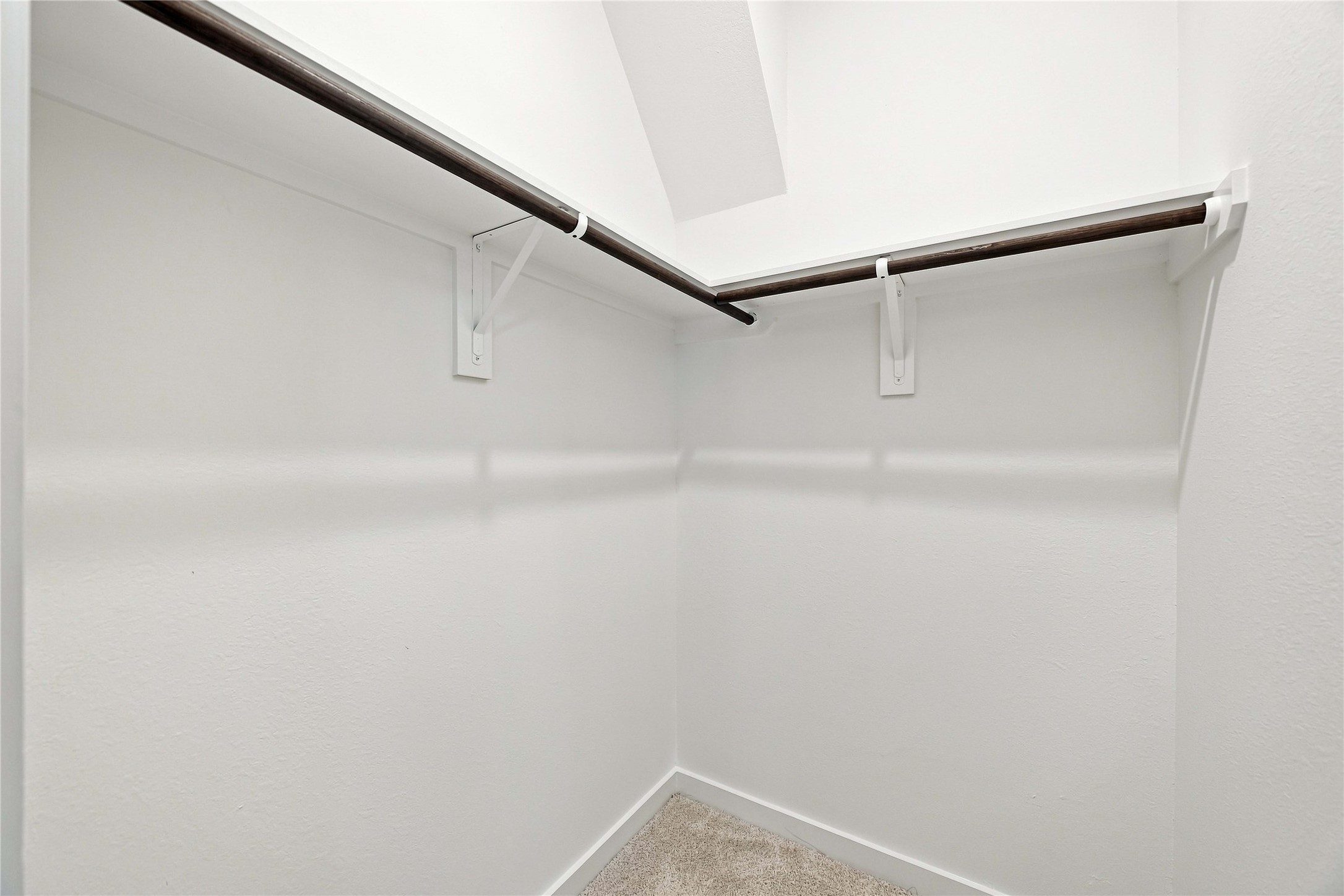 2727 Ametrine Drive Property Photo 38