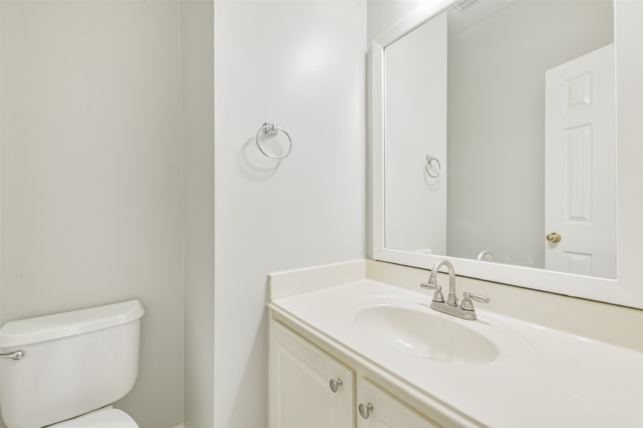 20439 Concord Hill Drive Property Photo 4