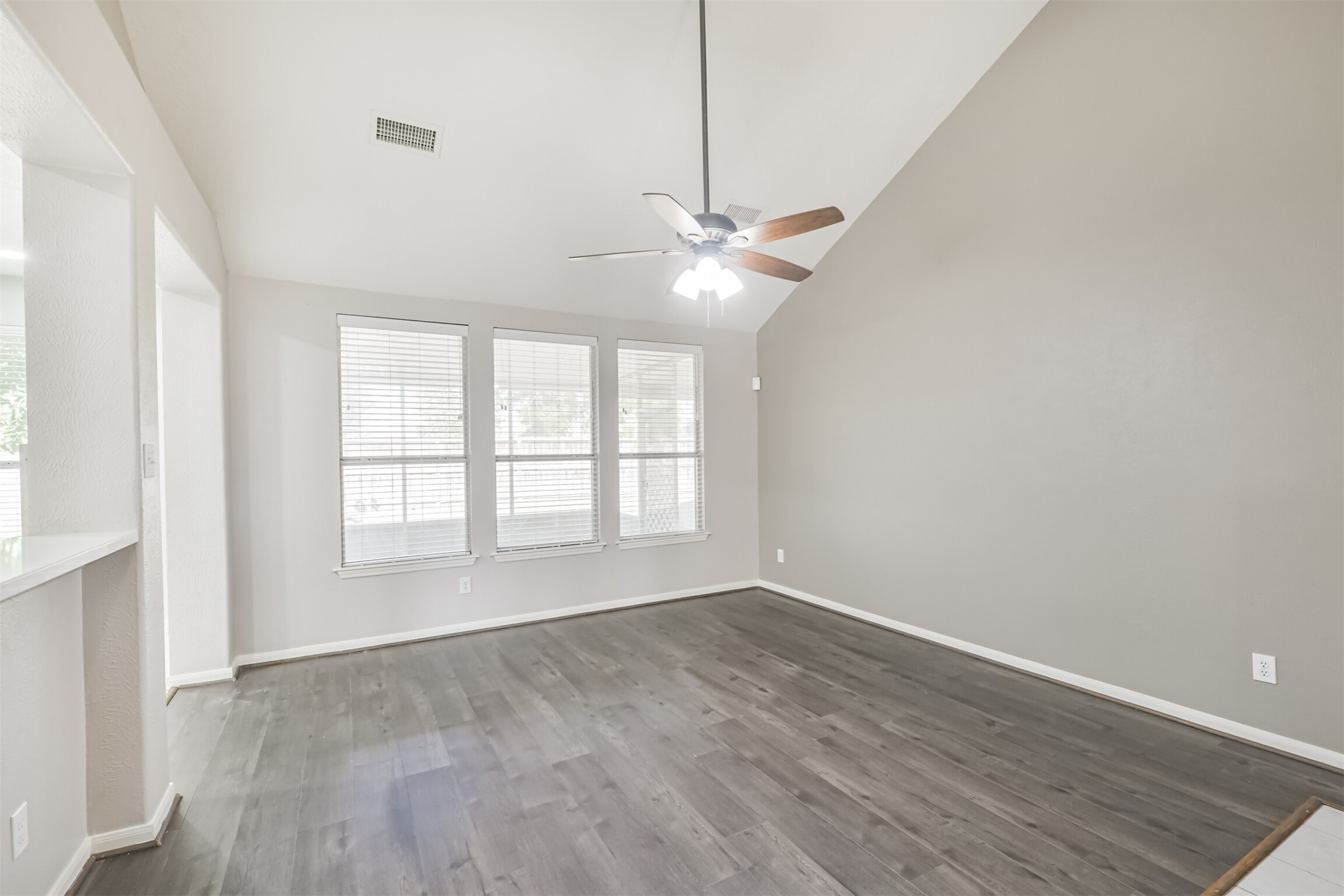 20439 Concord Hill Drive Property Photo 9