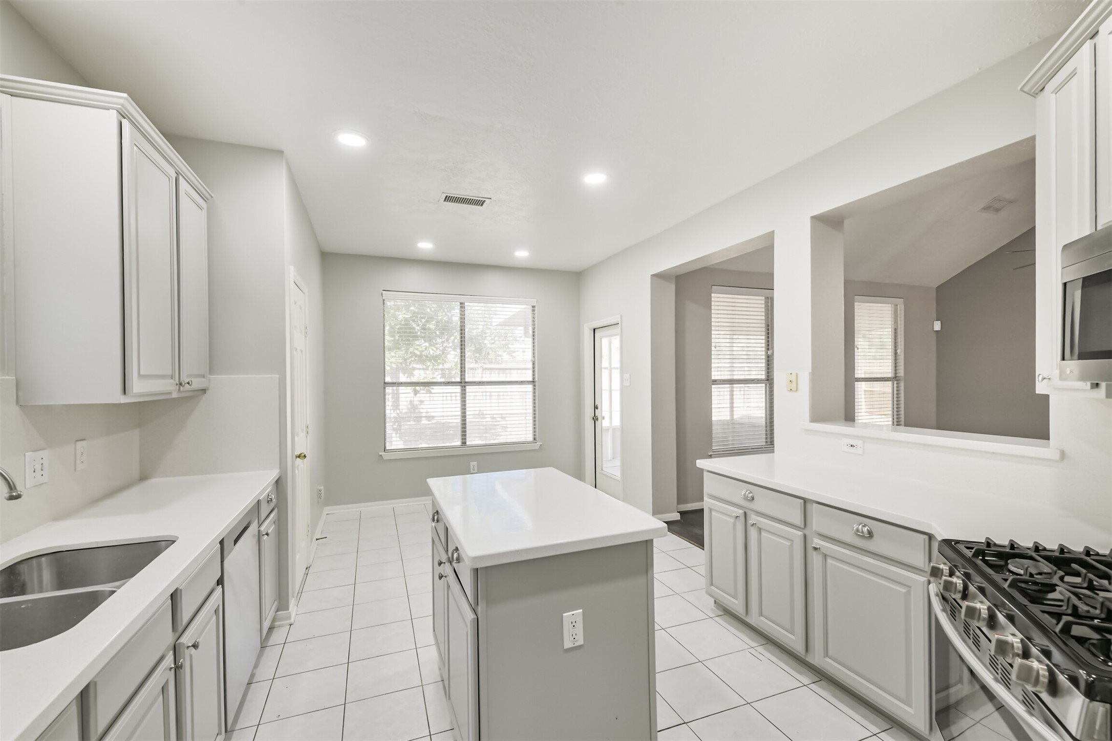 20439 Concord Hill Drive Property Photo 16