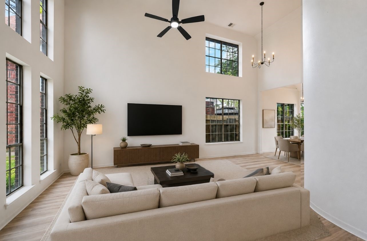 16027 Lakestone Drive Property Photo 9