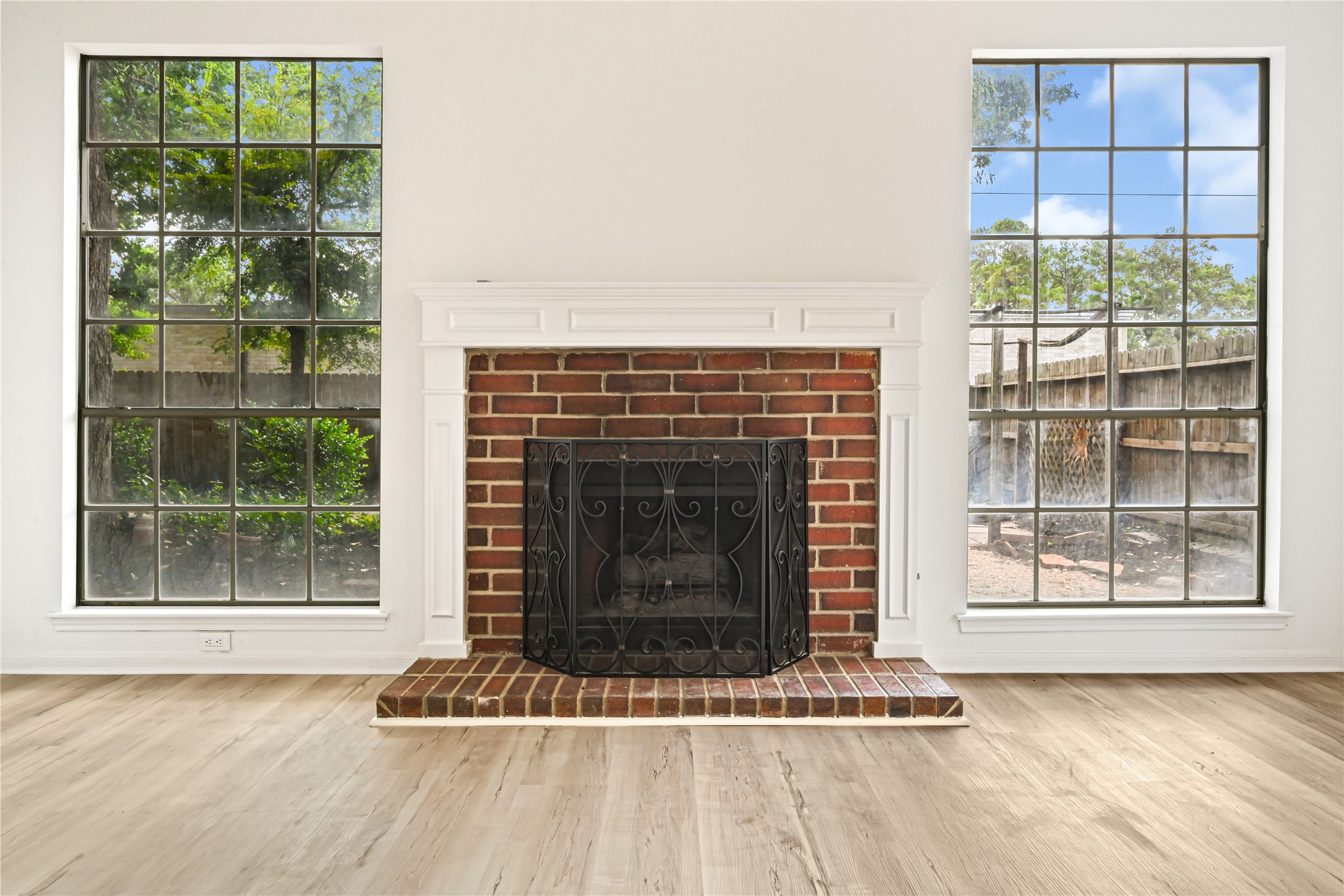 16027 Lakestone Drive Property Photo 16