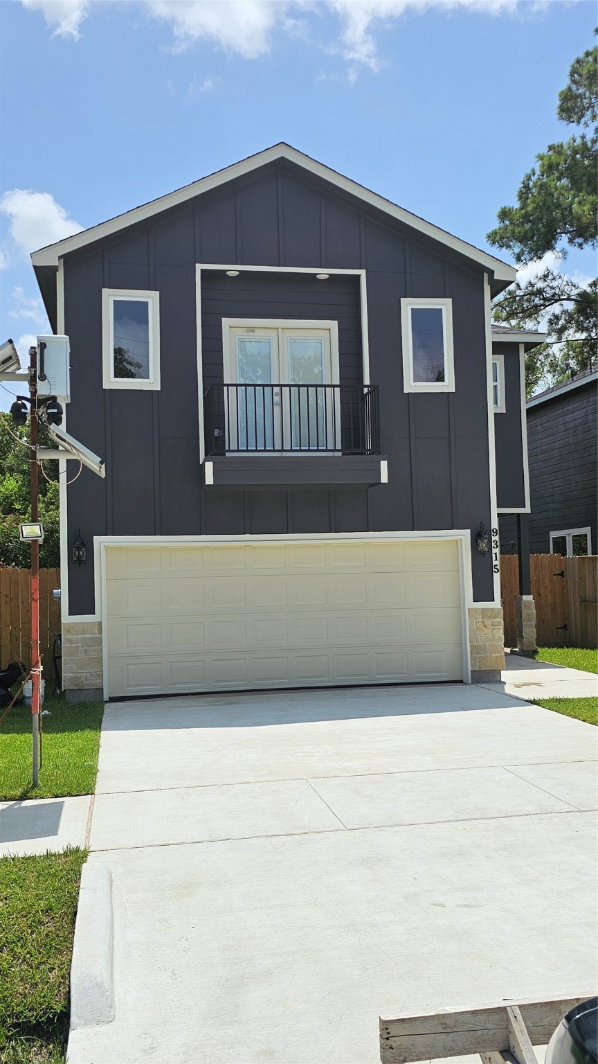 9315 Noel Street Property Photo 1