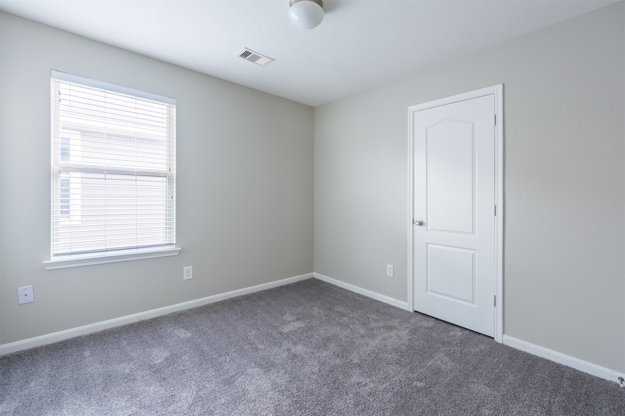 18961 Bobcat Path Court Property Photo 12