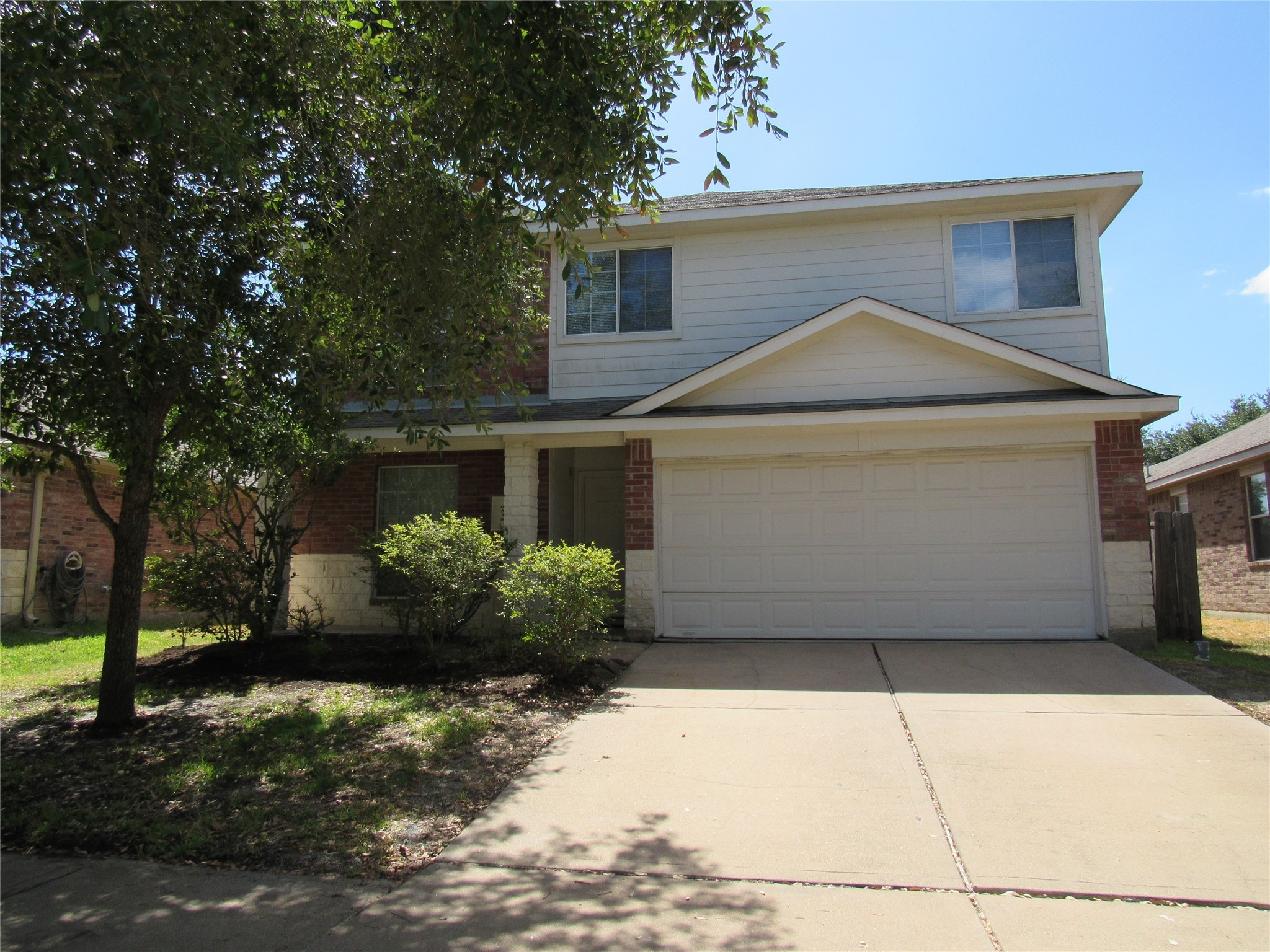 6338 Applewood Forest Drive Property Photo 1