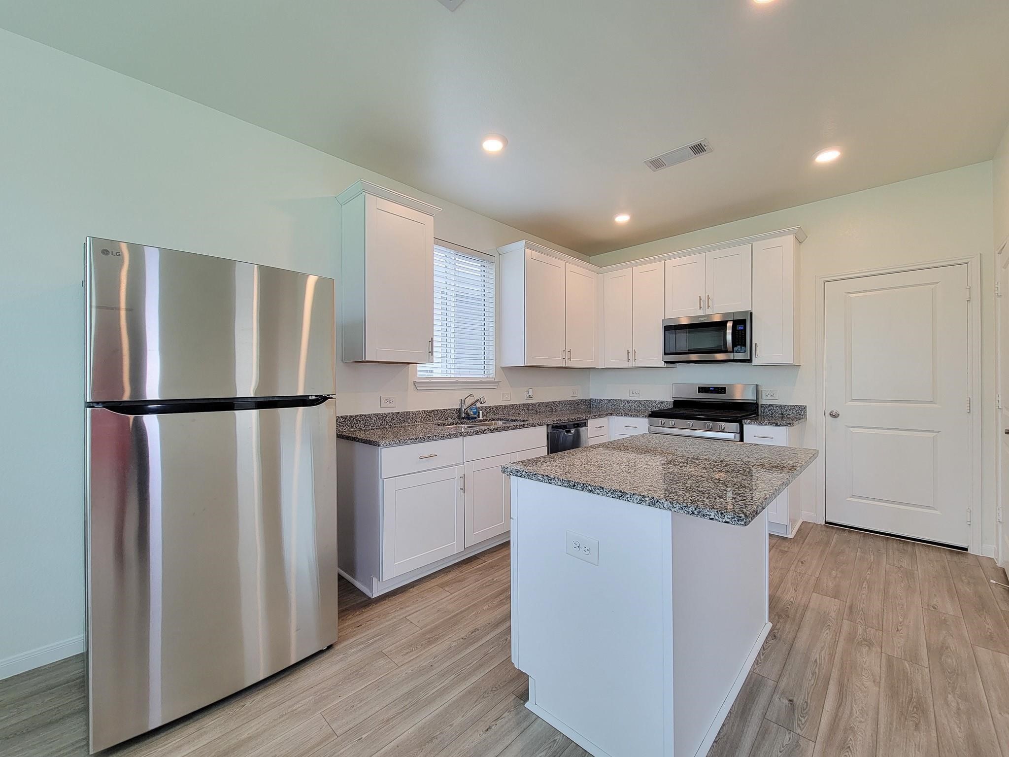 16230 Dutton Clover Drive Property Photo 8