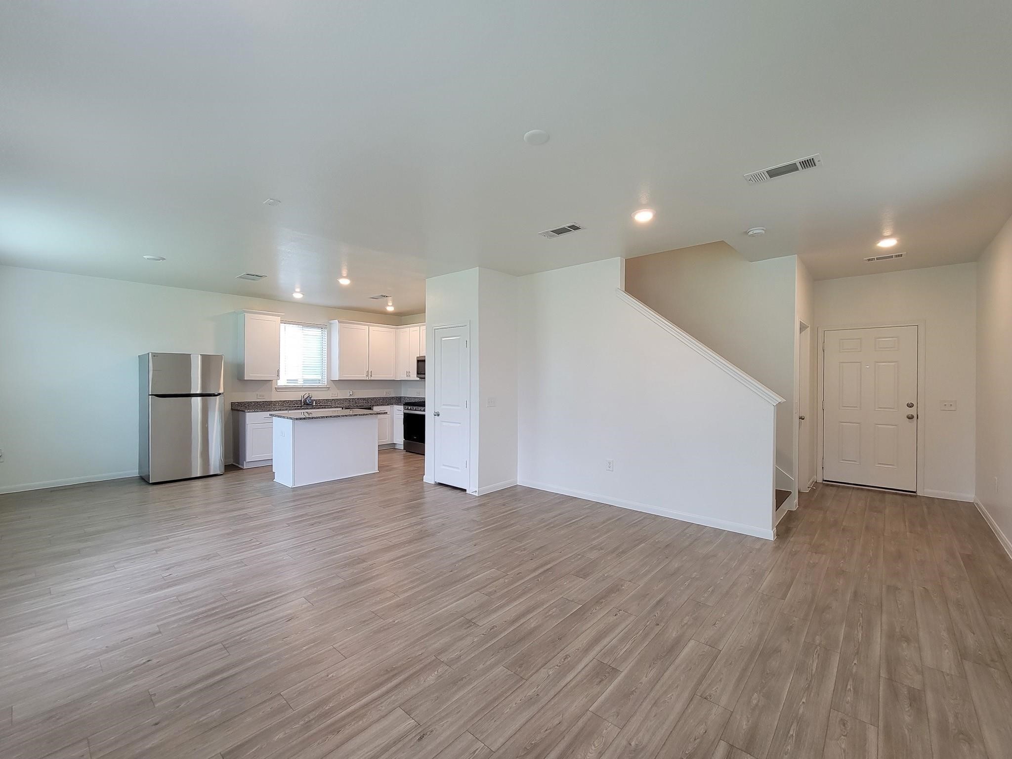 16230 Dutton Clover Drive Property Photo 9