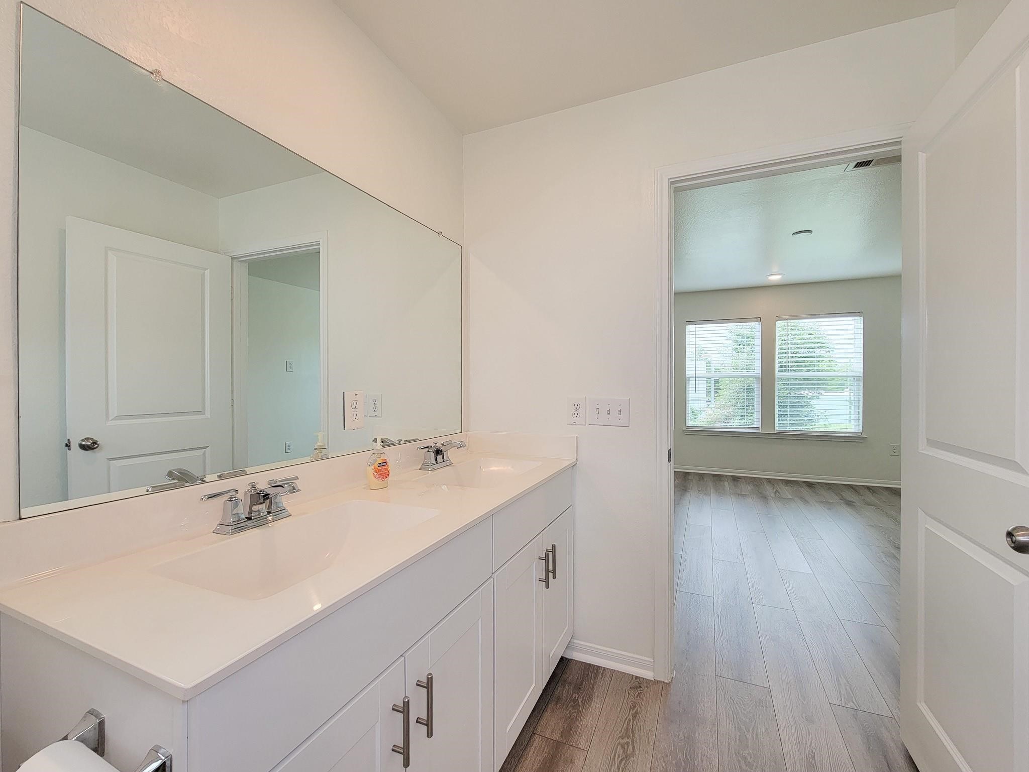 16230 Dutton Clover Drive Property Photo 31