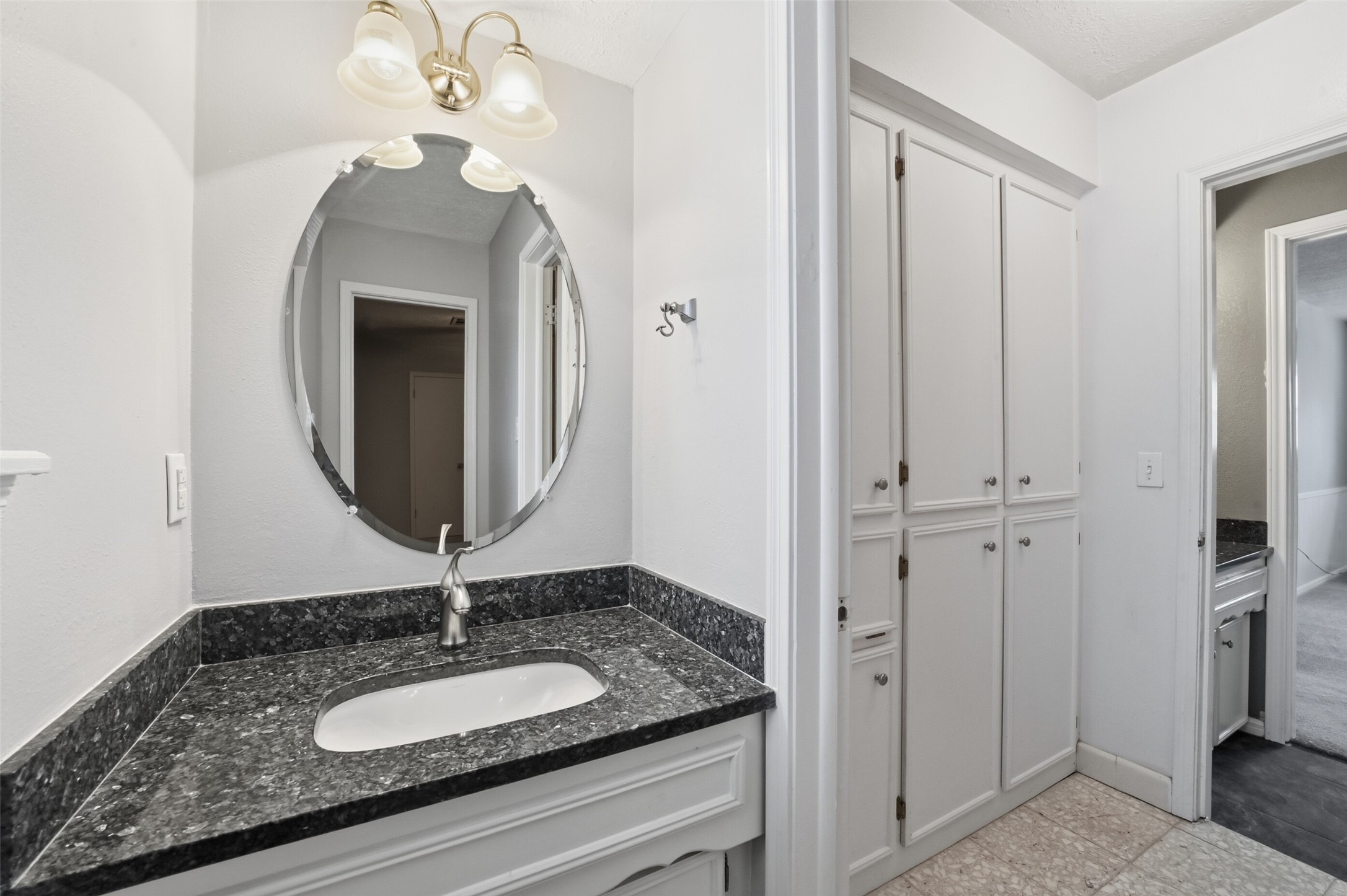 8130 Fernbrook Lane Property Photo 43