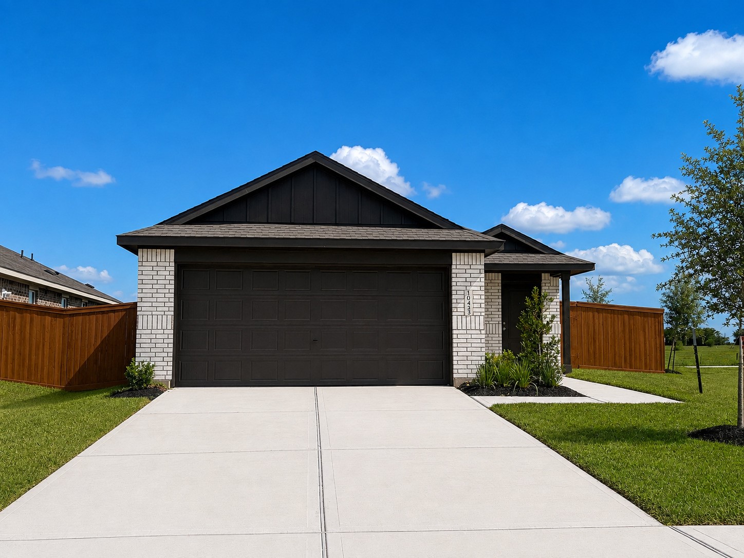 10423 Birds Nest Drive Property Photo 1