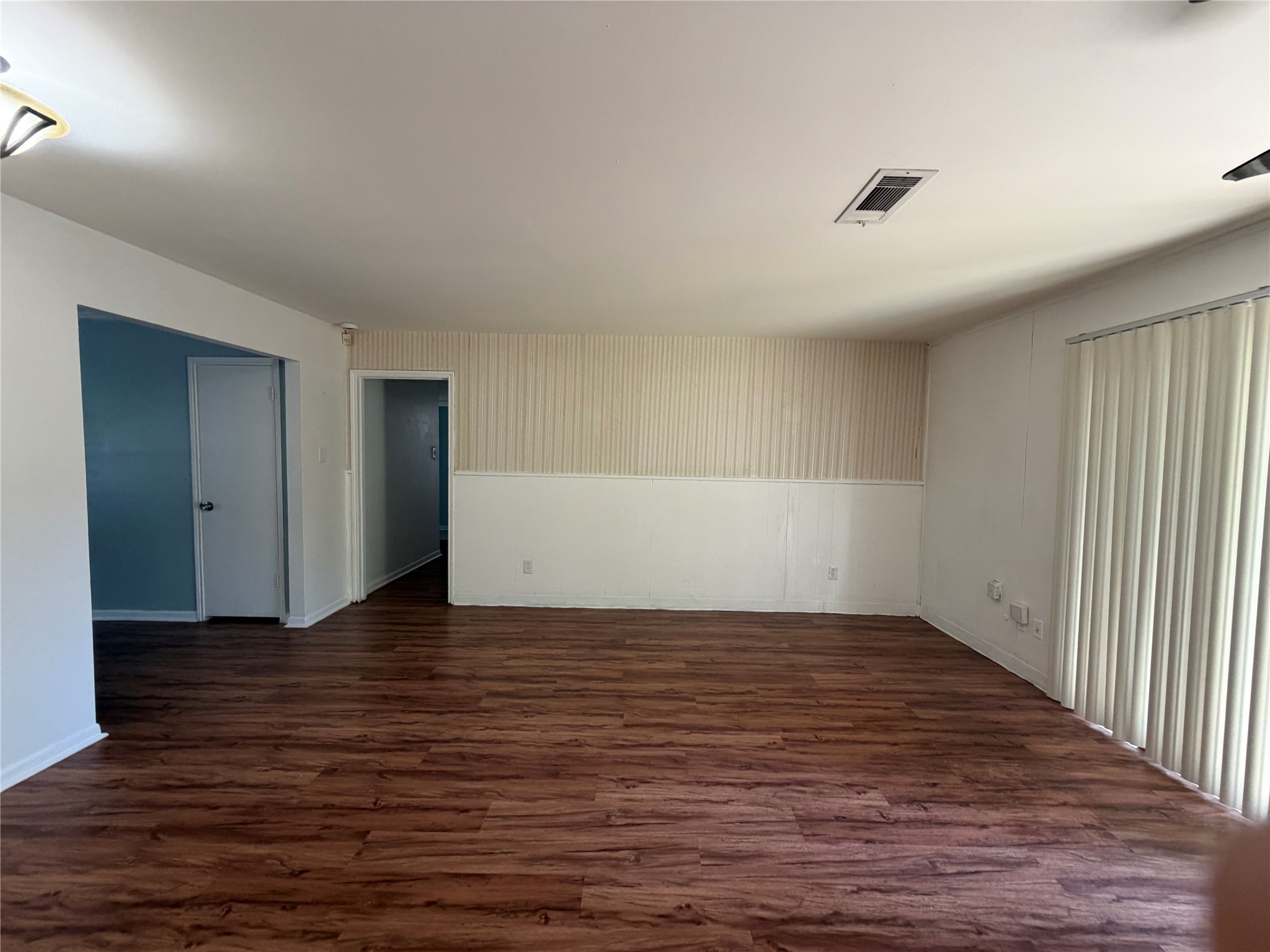 4142 Brookston Street Property Photo 8