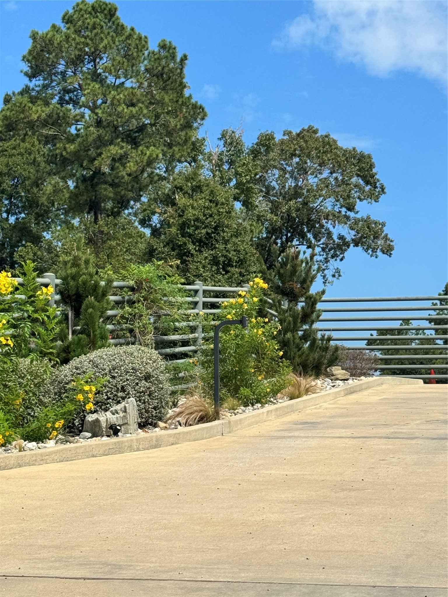 123 Anna Grace Property Photo 2