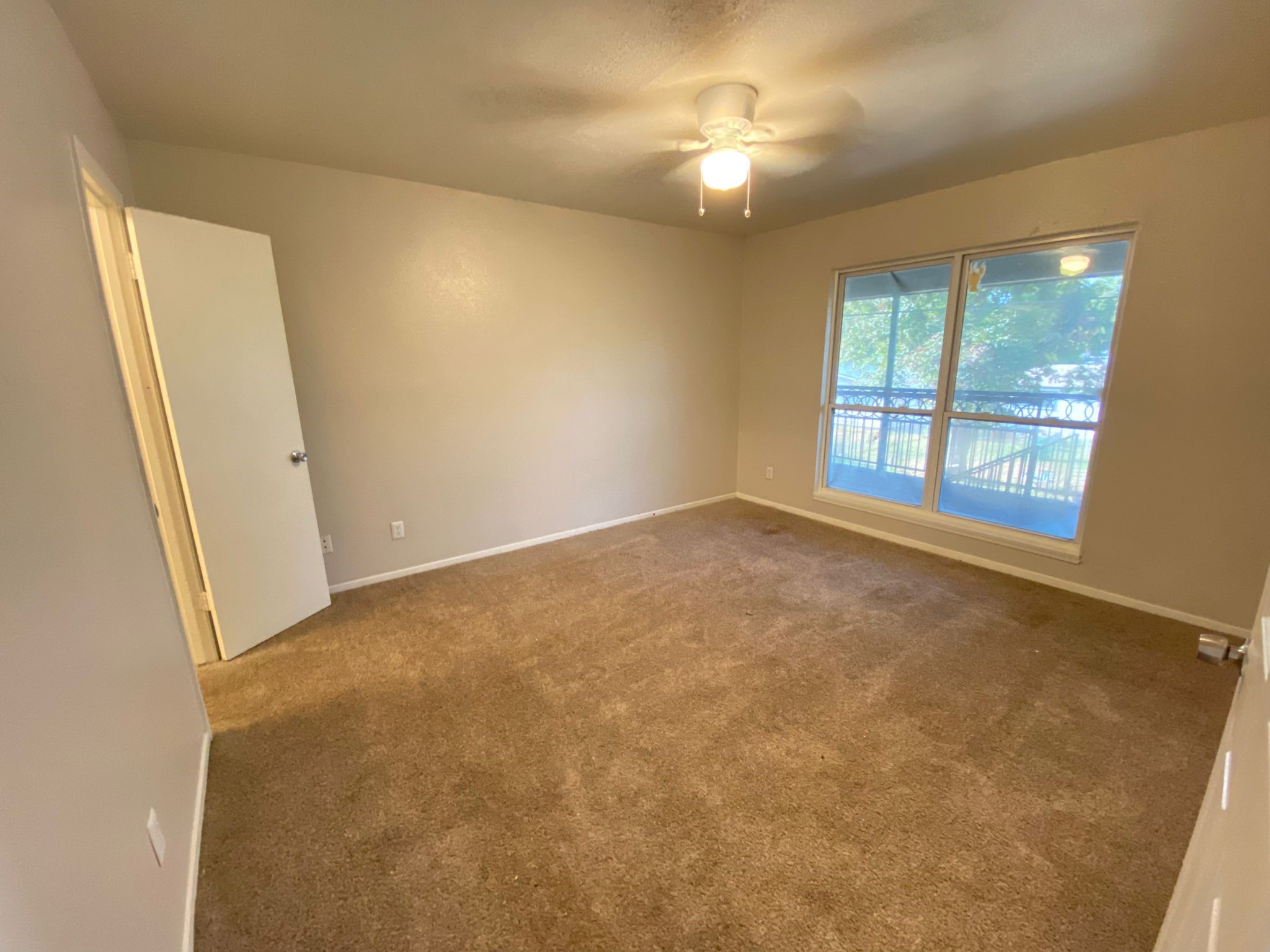 1004 Allena Drive 3 Property Photo 8