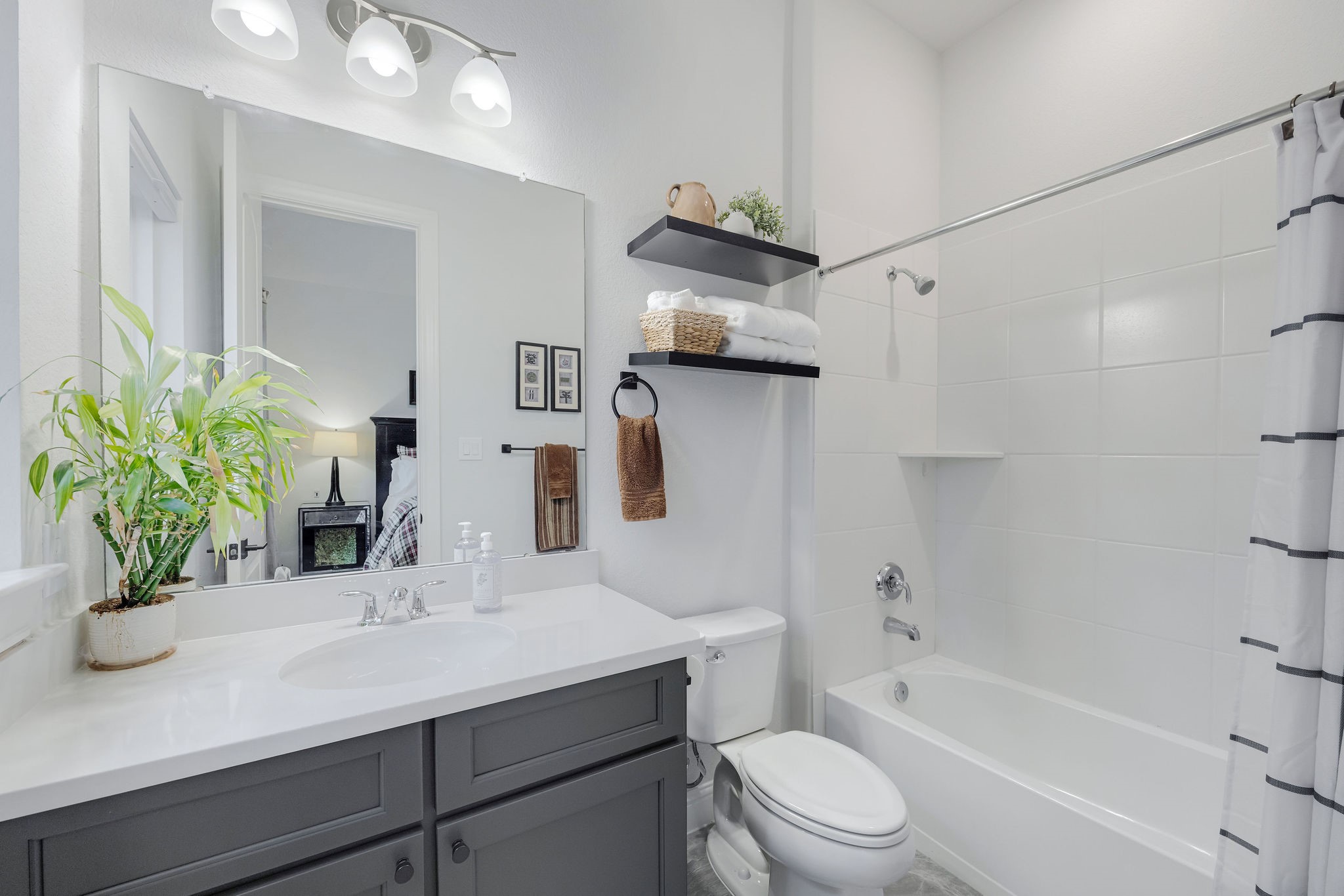 4714 Oak Glen Court Property Photo 24