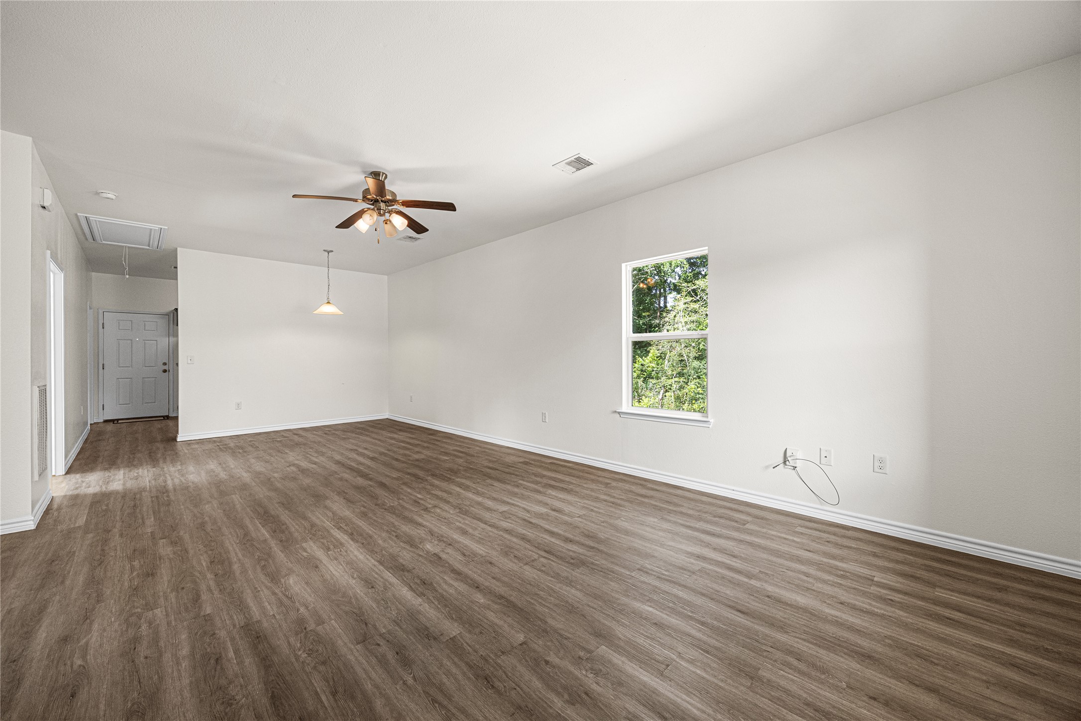 28096 Seven Sisters Road A Property Photo 1
