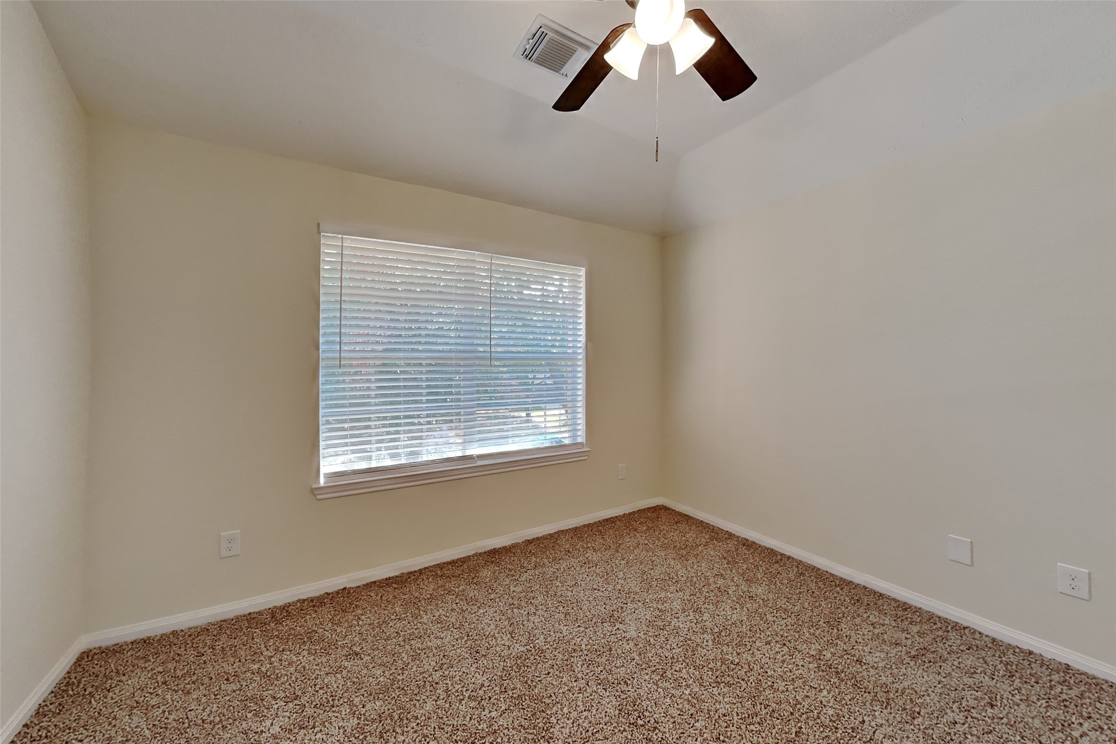 6819 Amber Pine Court Property Photo 16