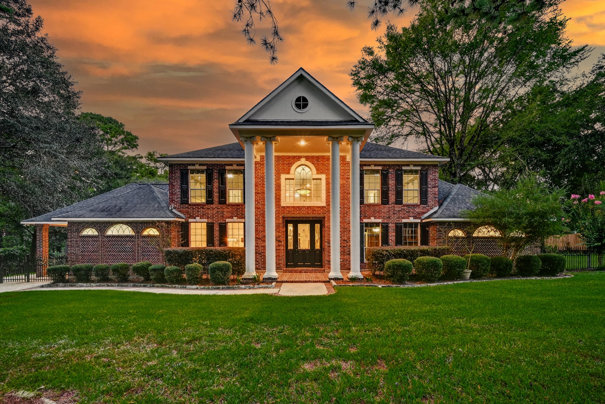 15406 Hunters Bend Drive Property Photo 1
