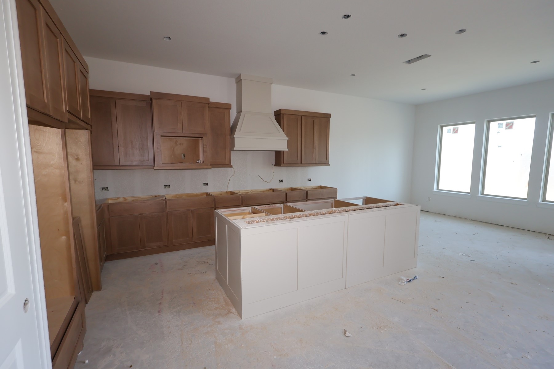 5222 Timpson Drive Property Photo 5