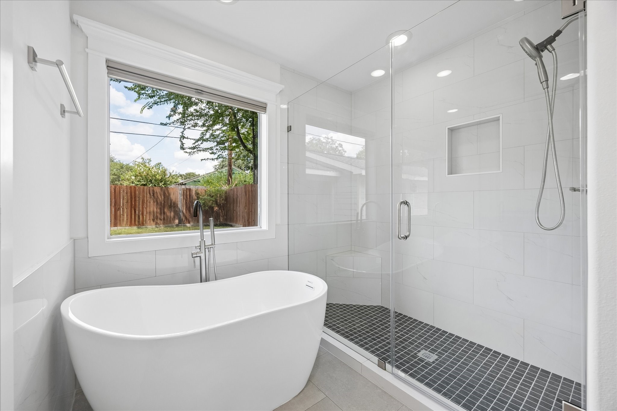 1614 Wakefield Drive Property Photo 13