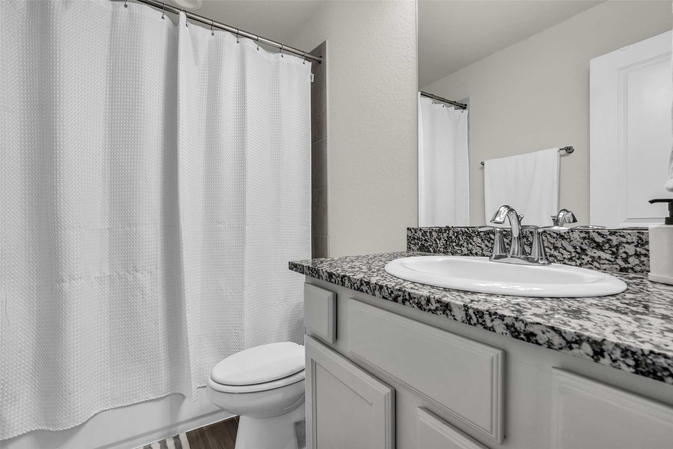 2344 Hagerman Road Property Photo 21