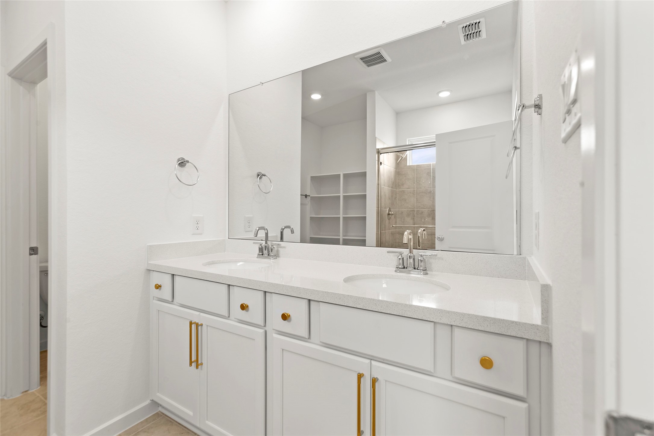 22114 Ingham Bluff Lane Property Photo 16