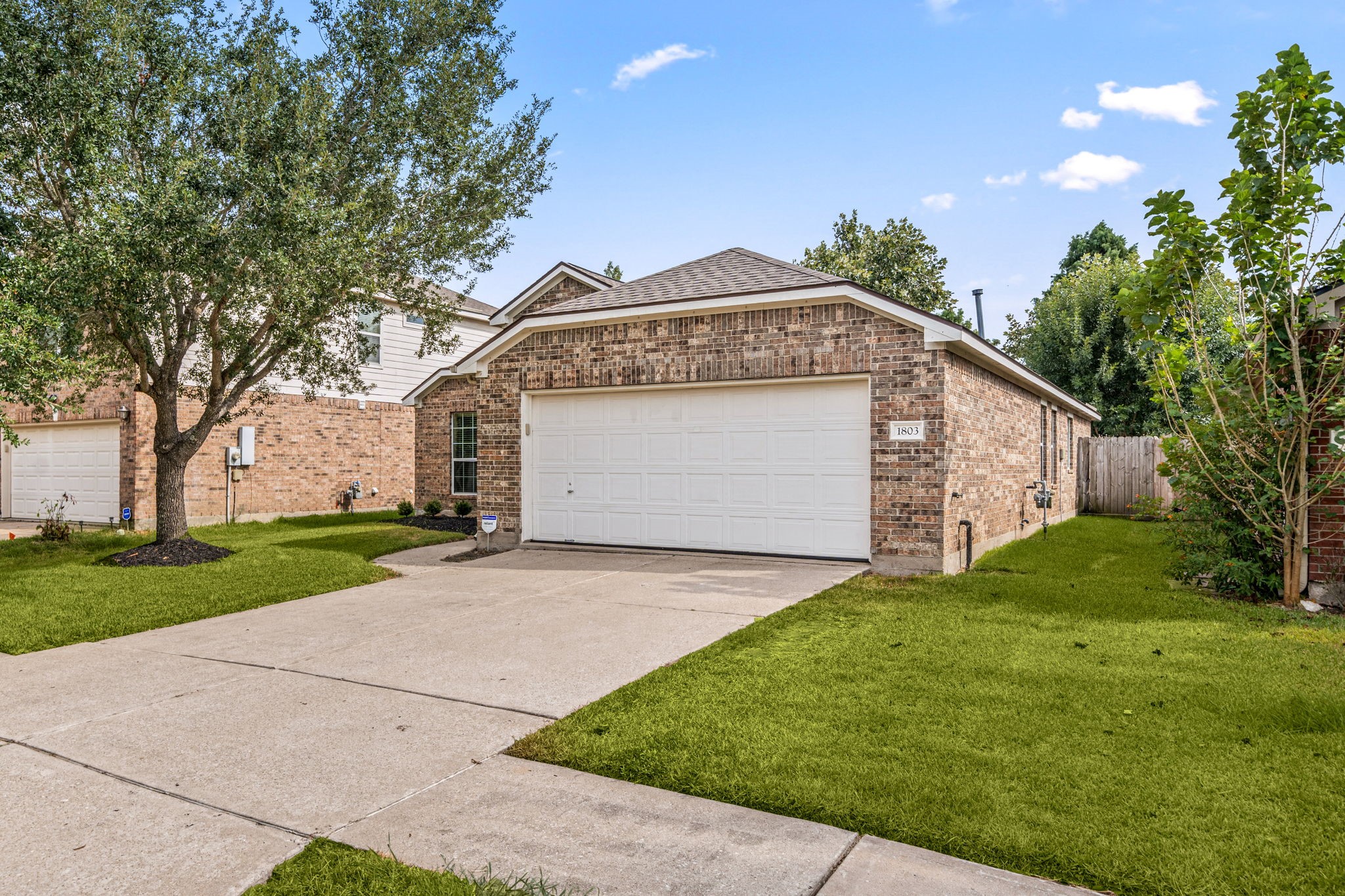 1803 Kessler Park Court Property Photo 4