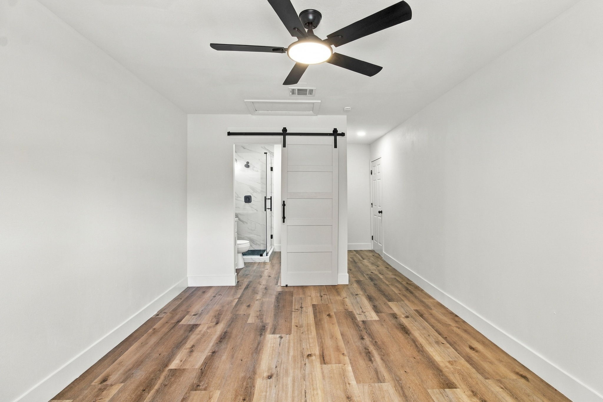 6139 Westover Street Property Photo 14