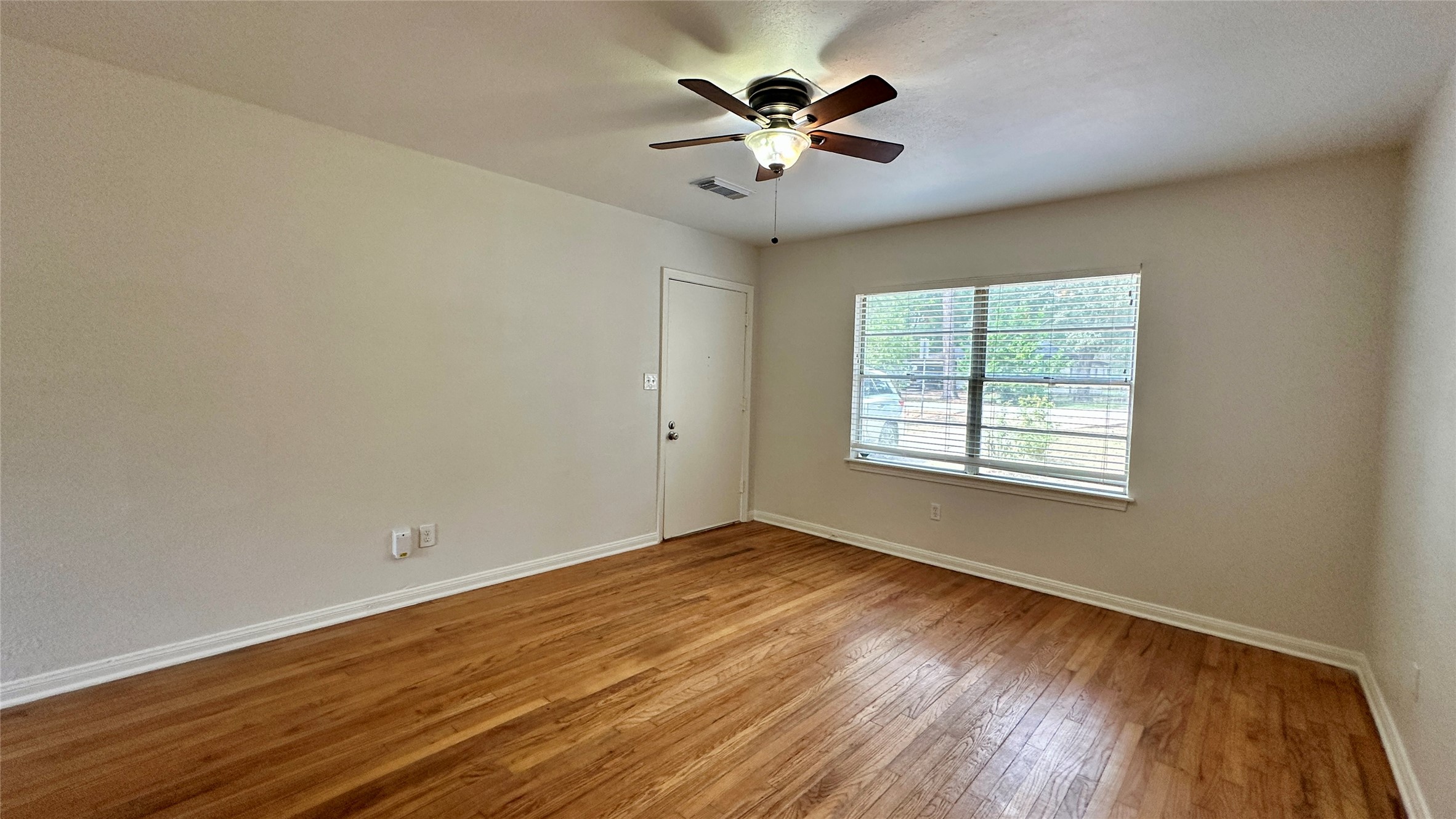 1107 Callahan Avenue Property Photo 4