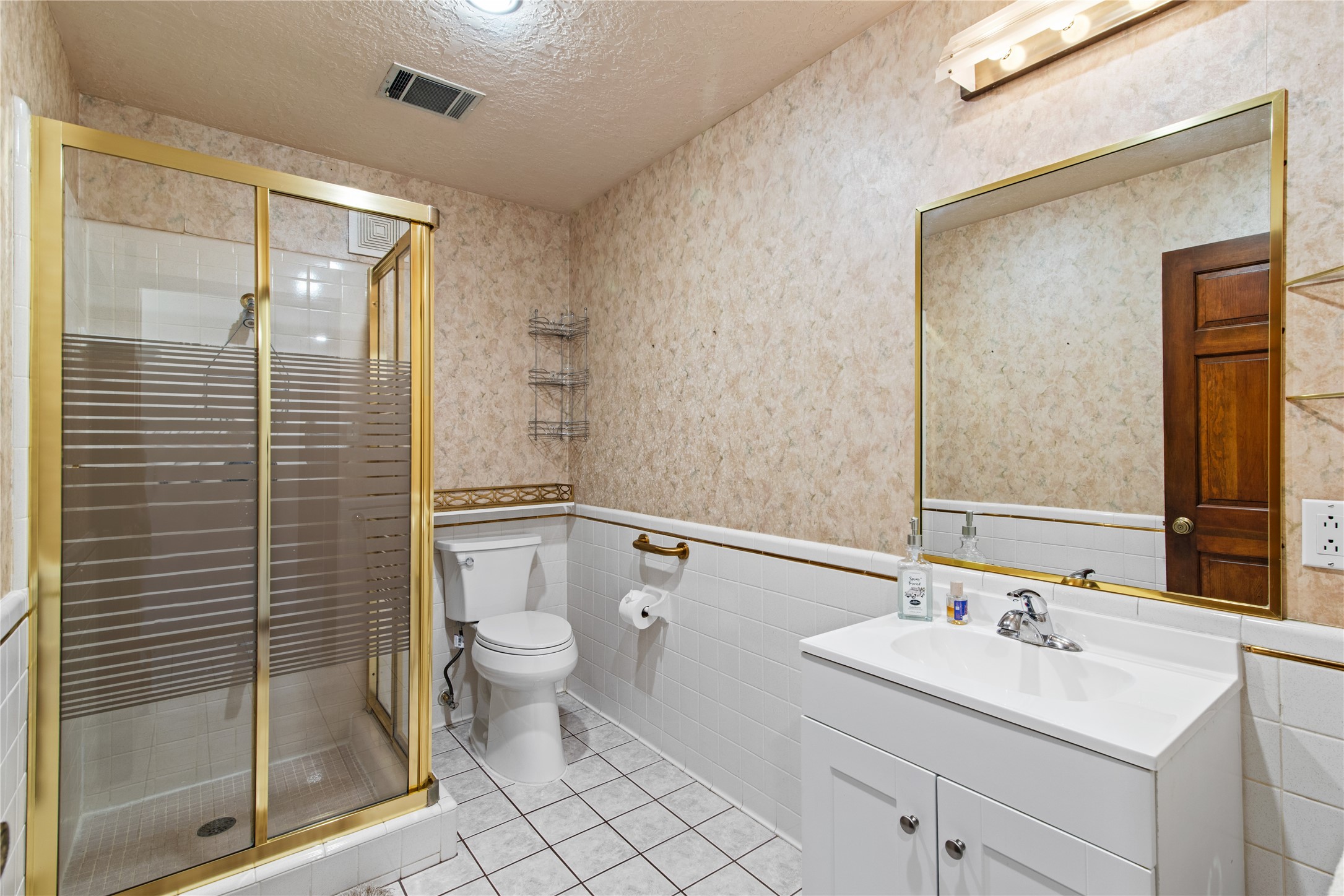 319 S Rivershire Drive Property Photo 13