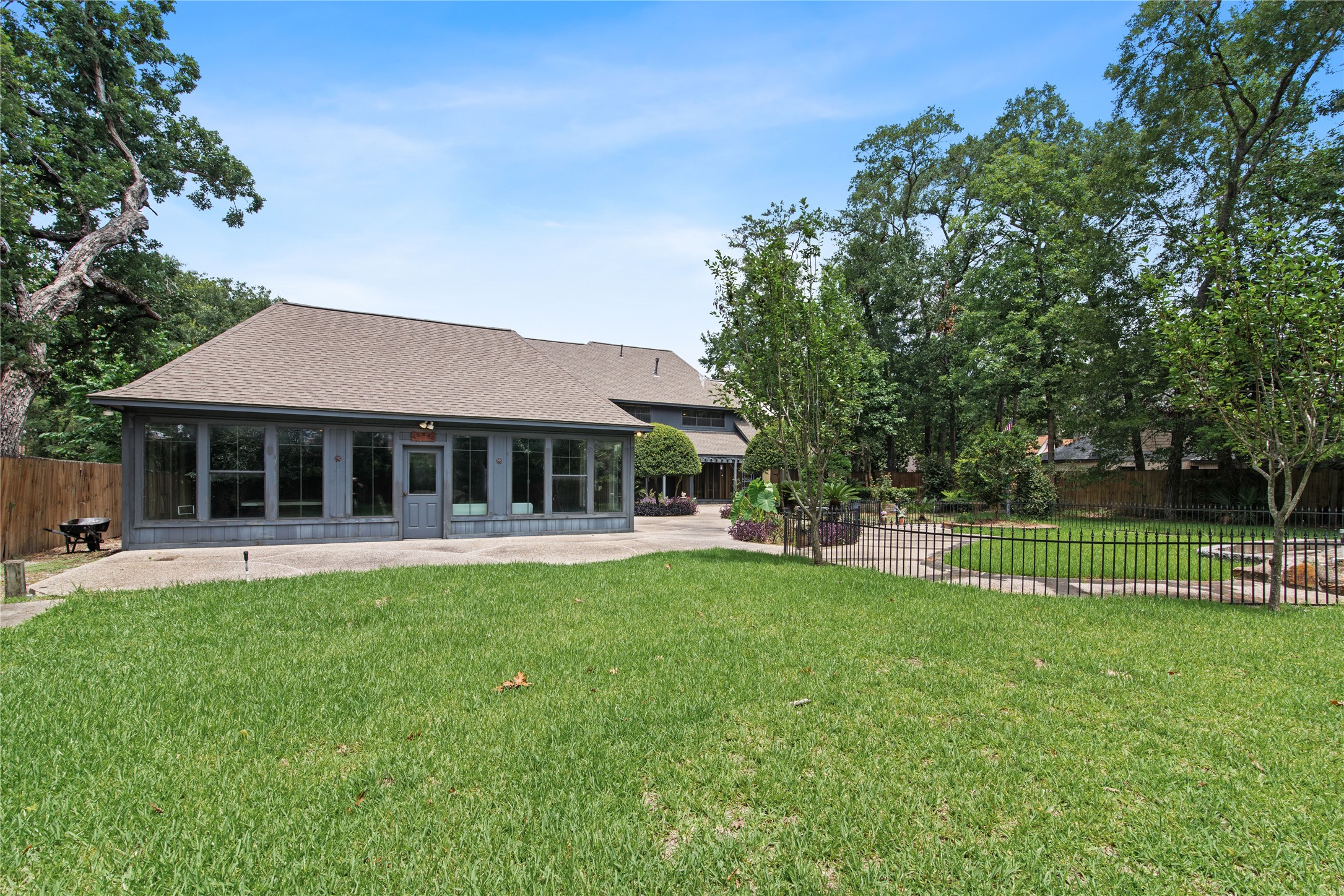 319 S Rivershire Drive Property Photo 46
