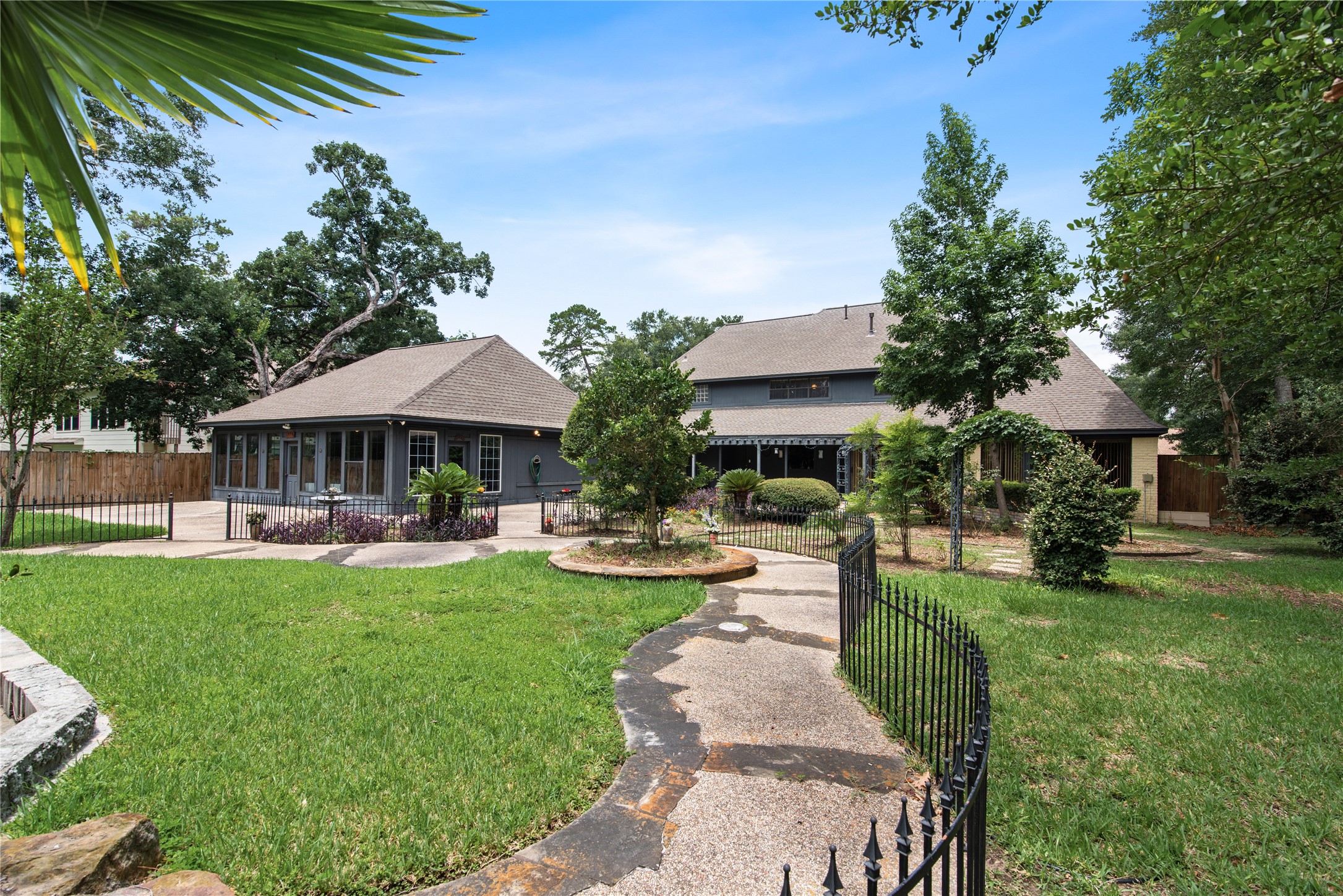 319 S Rivershire Drive Property Photo 49