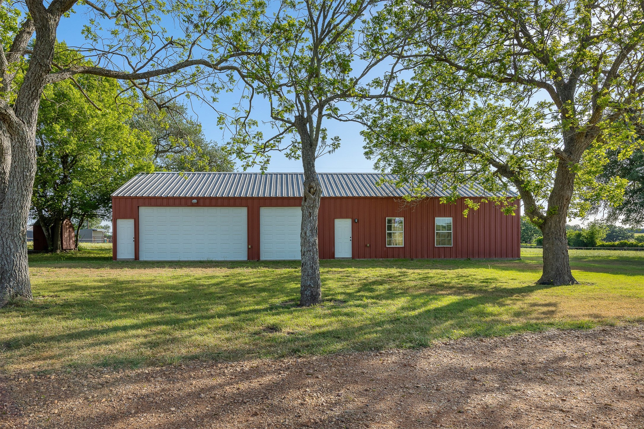 2817 Leonhardt Property Photo 6