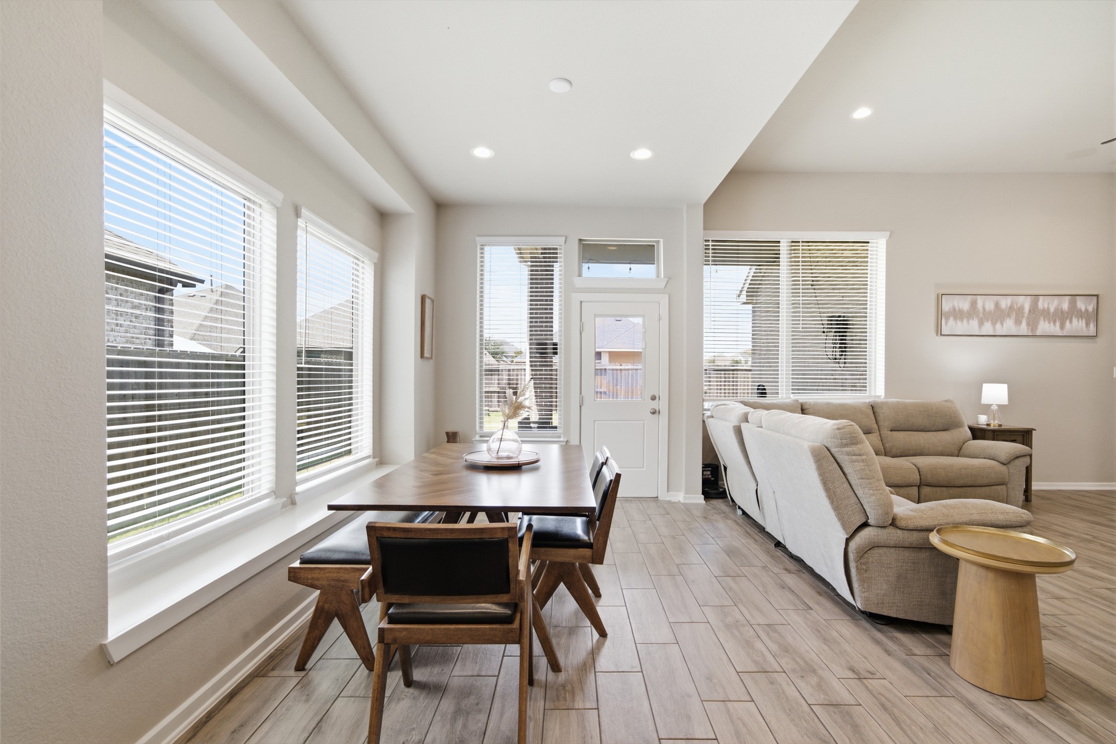 30302 Iris Circle Court Property Photo 6