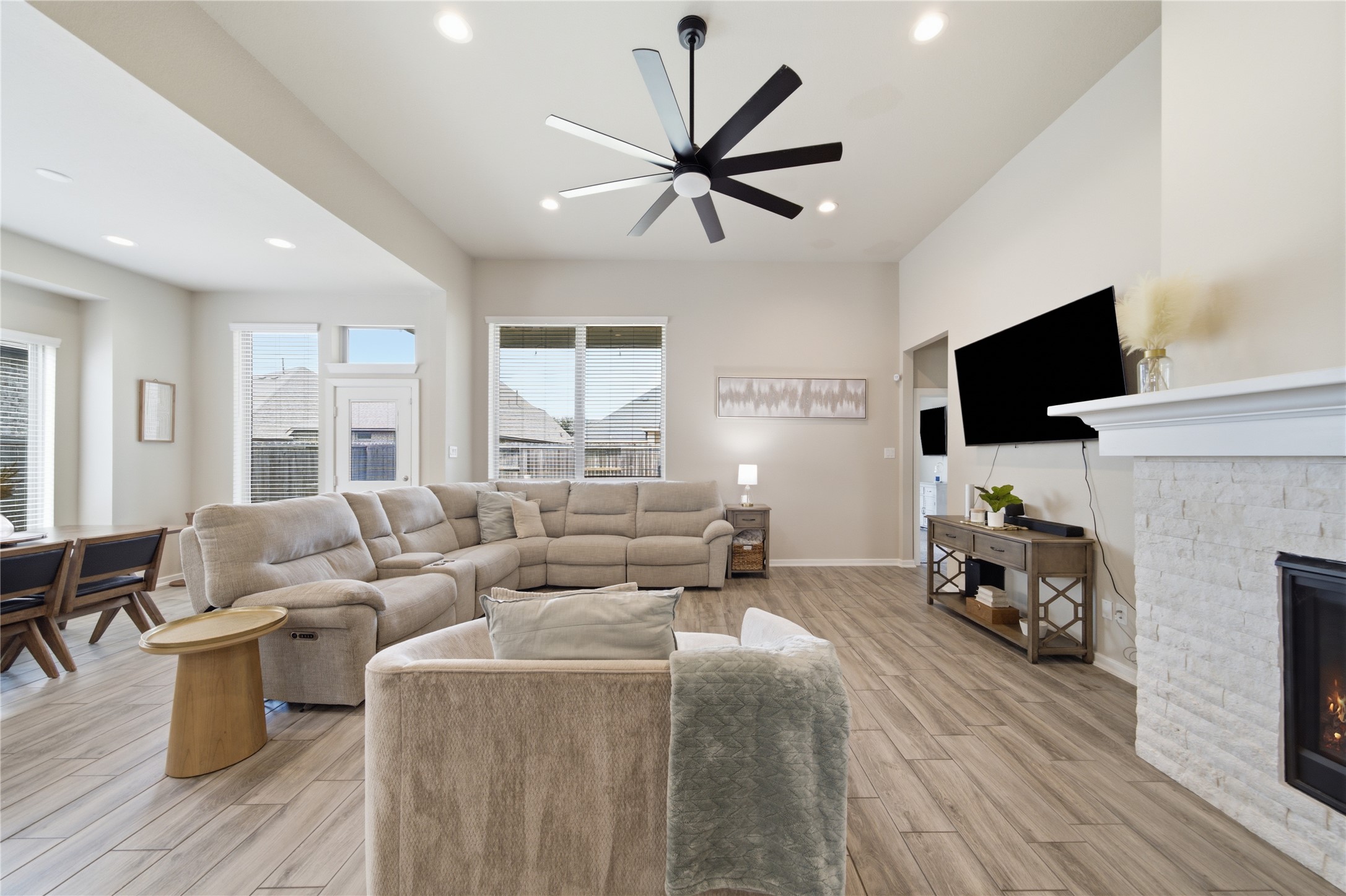 30302 Iris Circle Court Property Photo 7