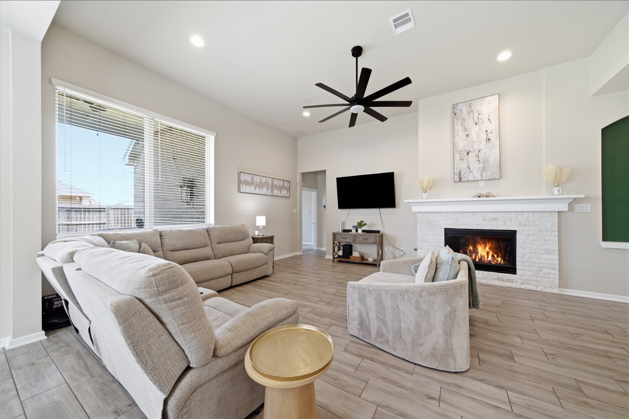 30302 Iris Circle Court Property Photo 9