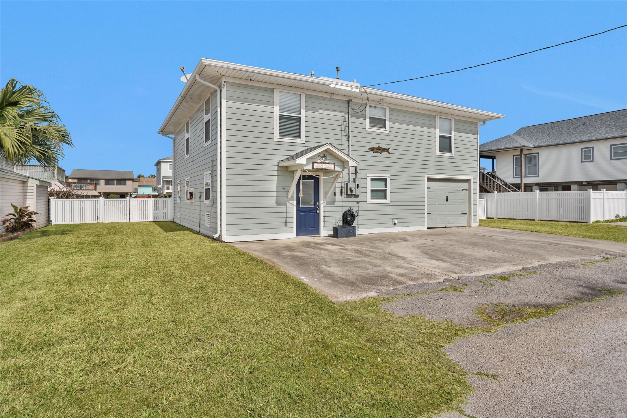336 Ling Street Property Photo 2