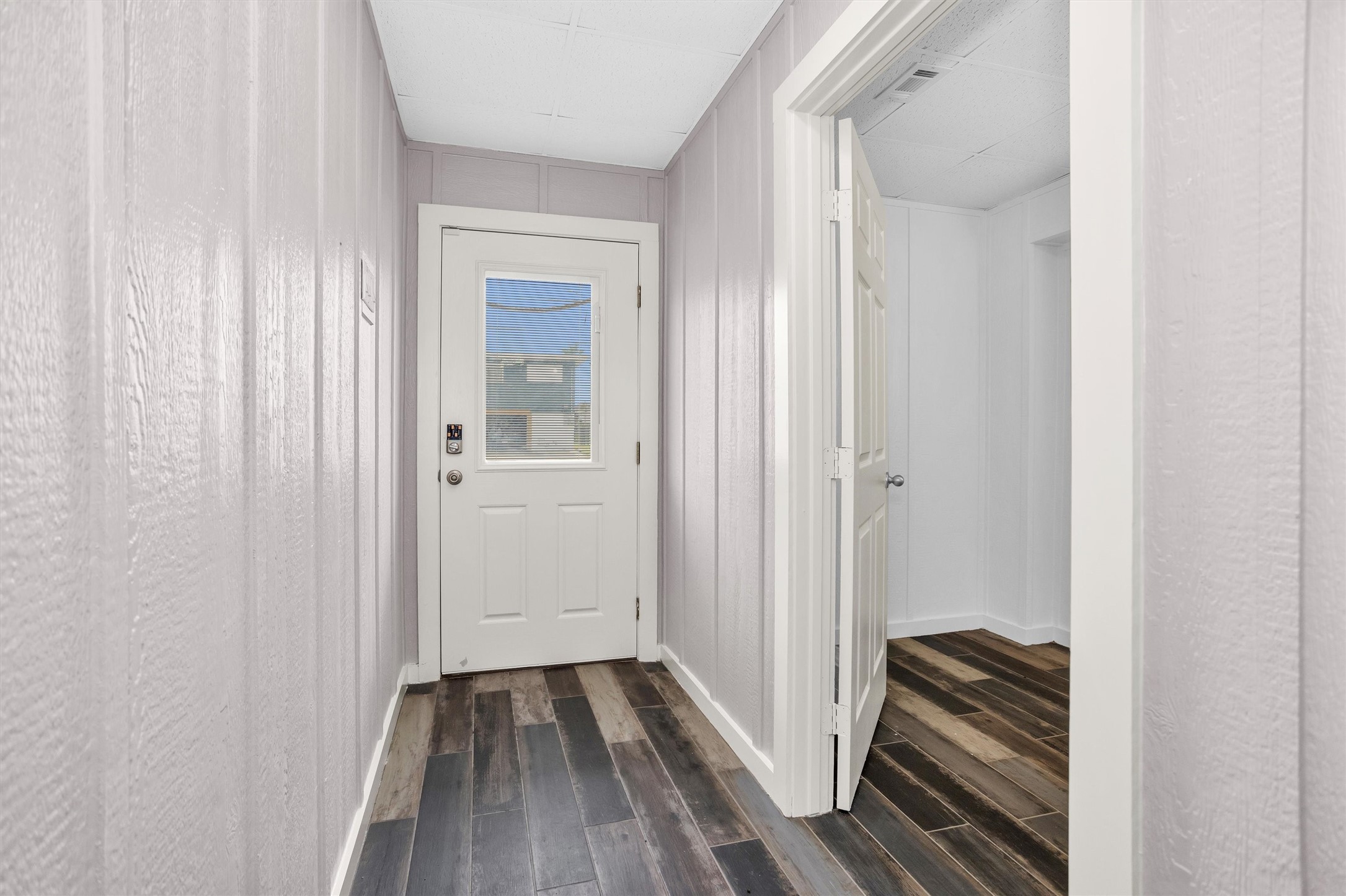 336 Ling Street Property Photo 3