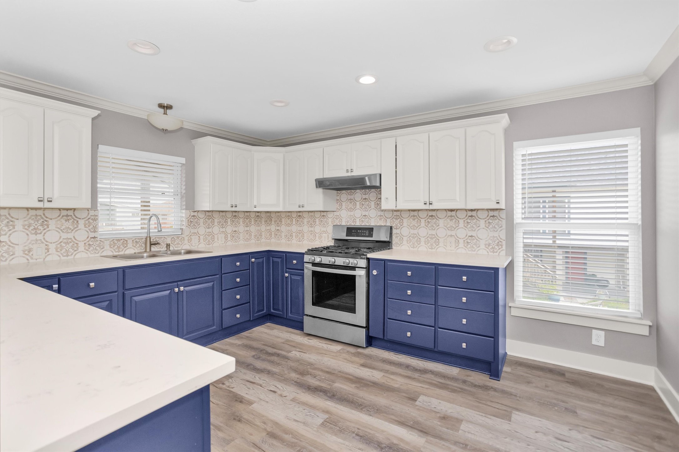 336 Ling Street Property Photo 12