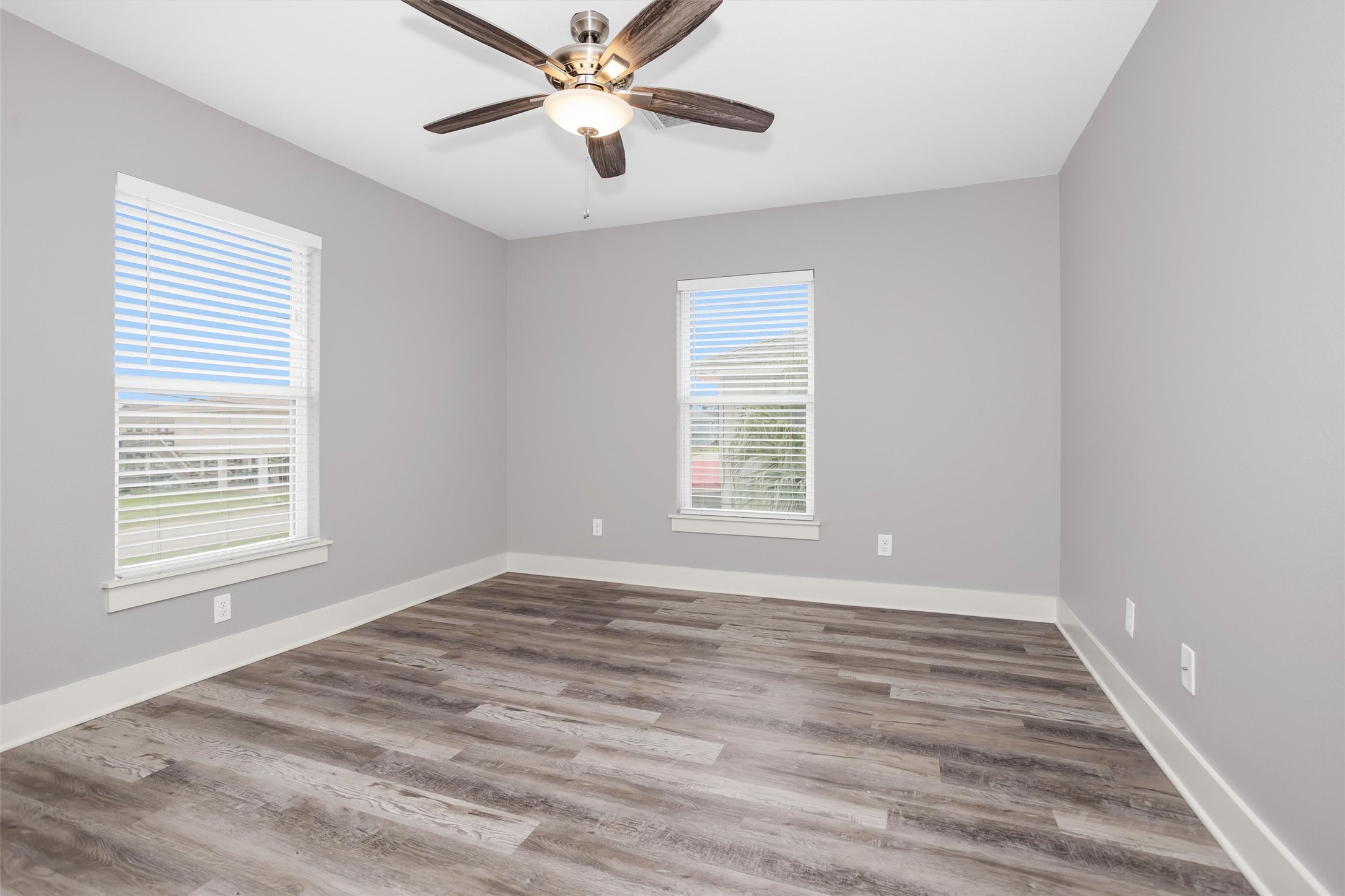 336 Ling Street Property Photo 19